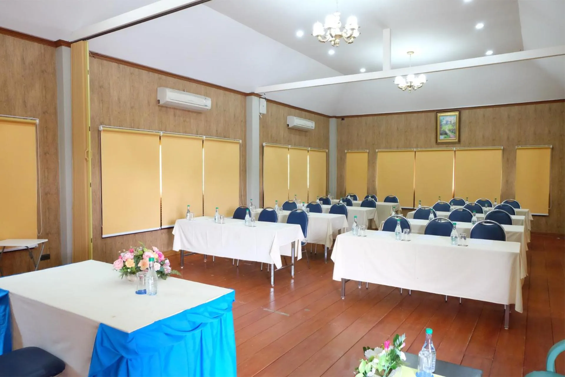 Meeting/conference room in Akantuka Homestay