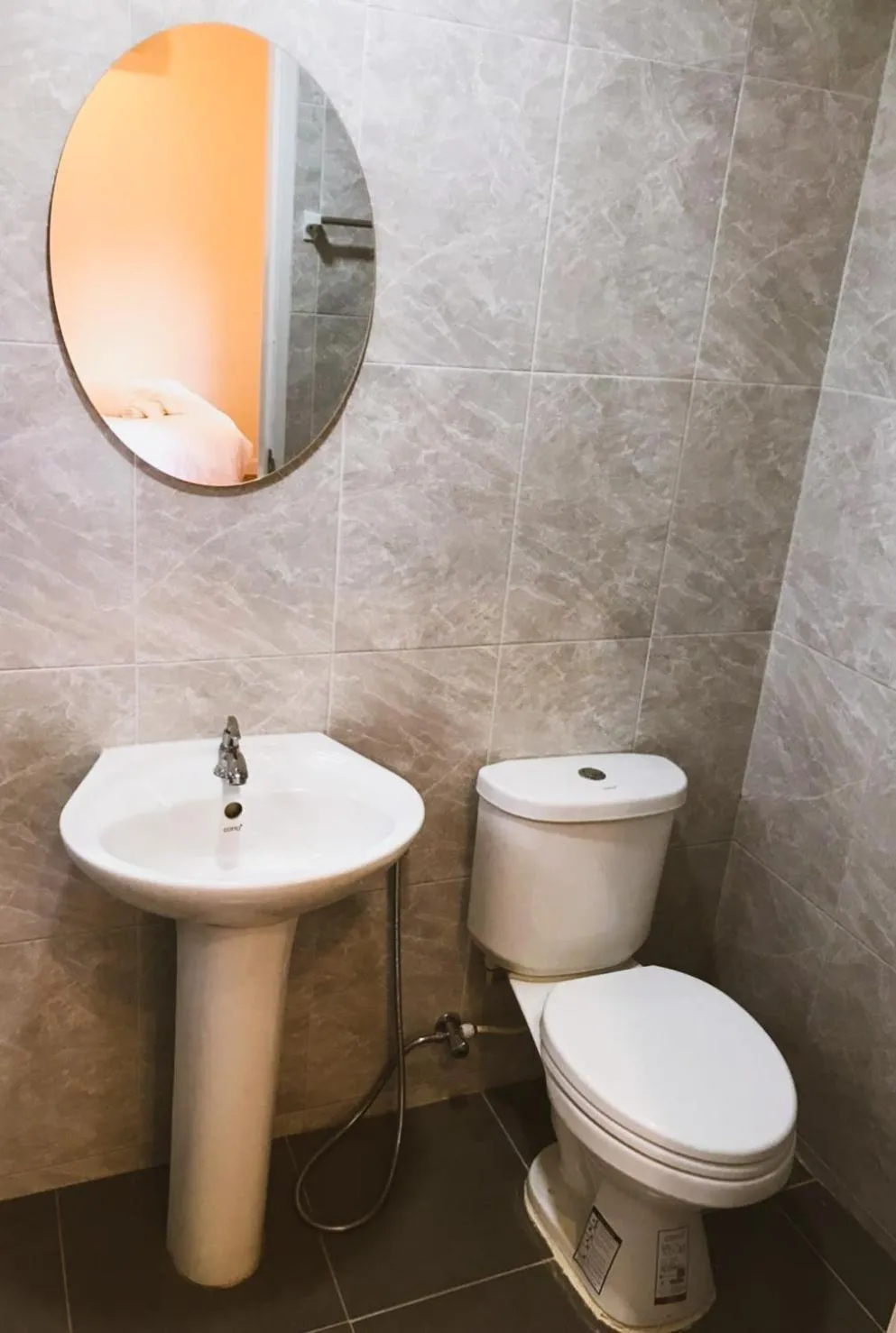 Toilet in Akantuka Homestay