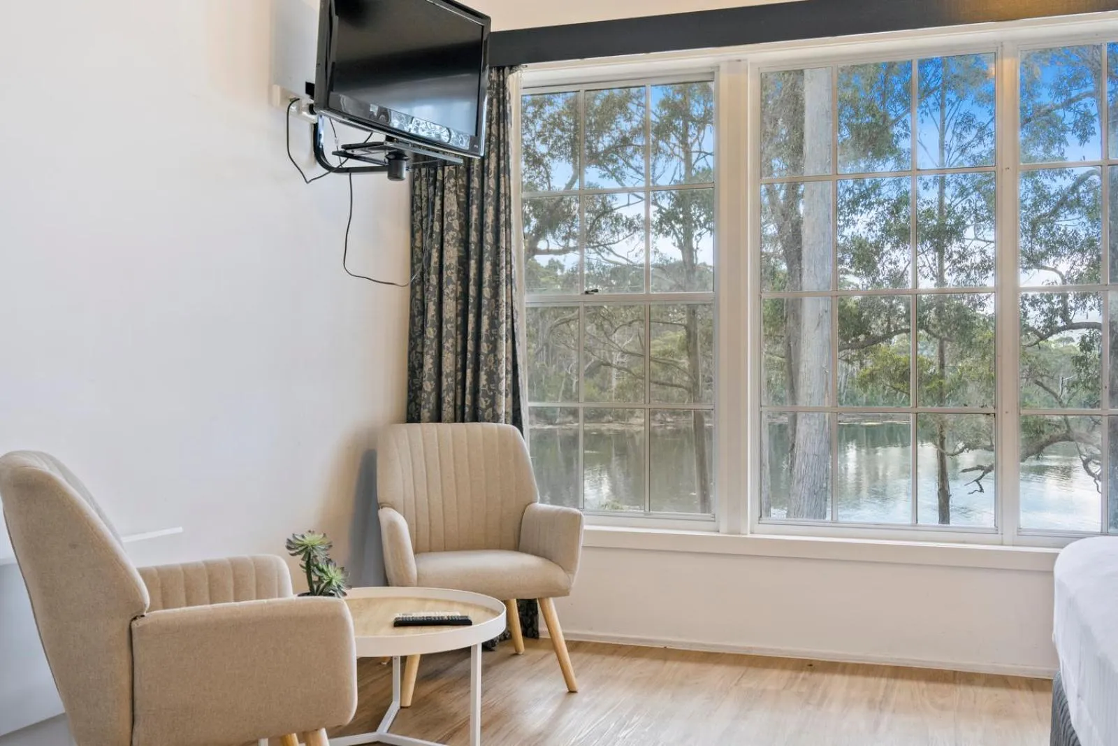 Seating area in The Fox and Hounds Historic Hotel