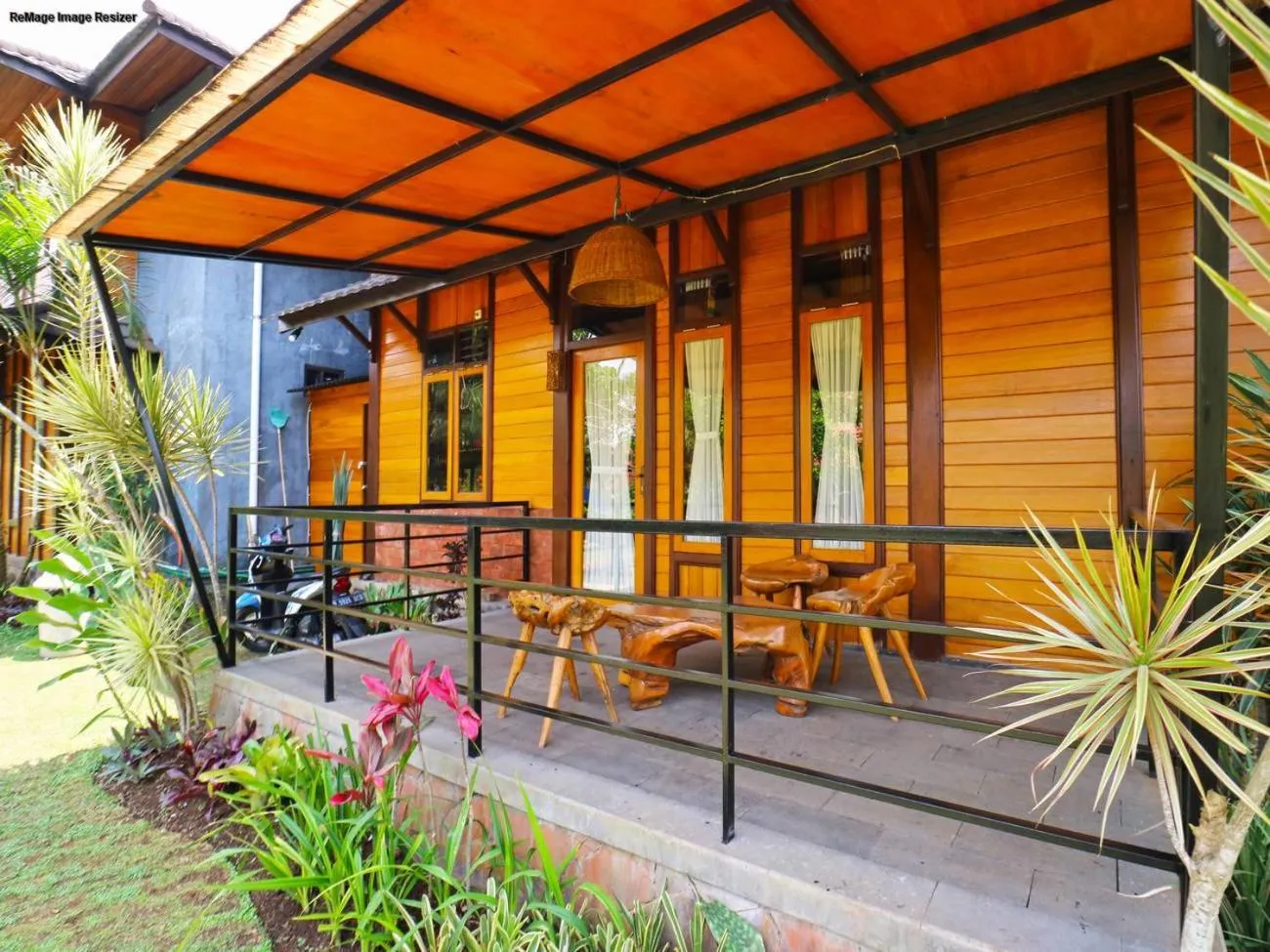 Balcony/Terrace in Villa Gardenia Bandung