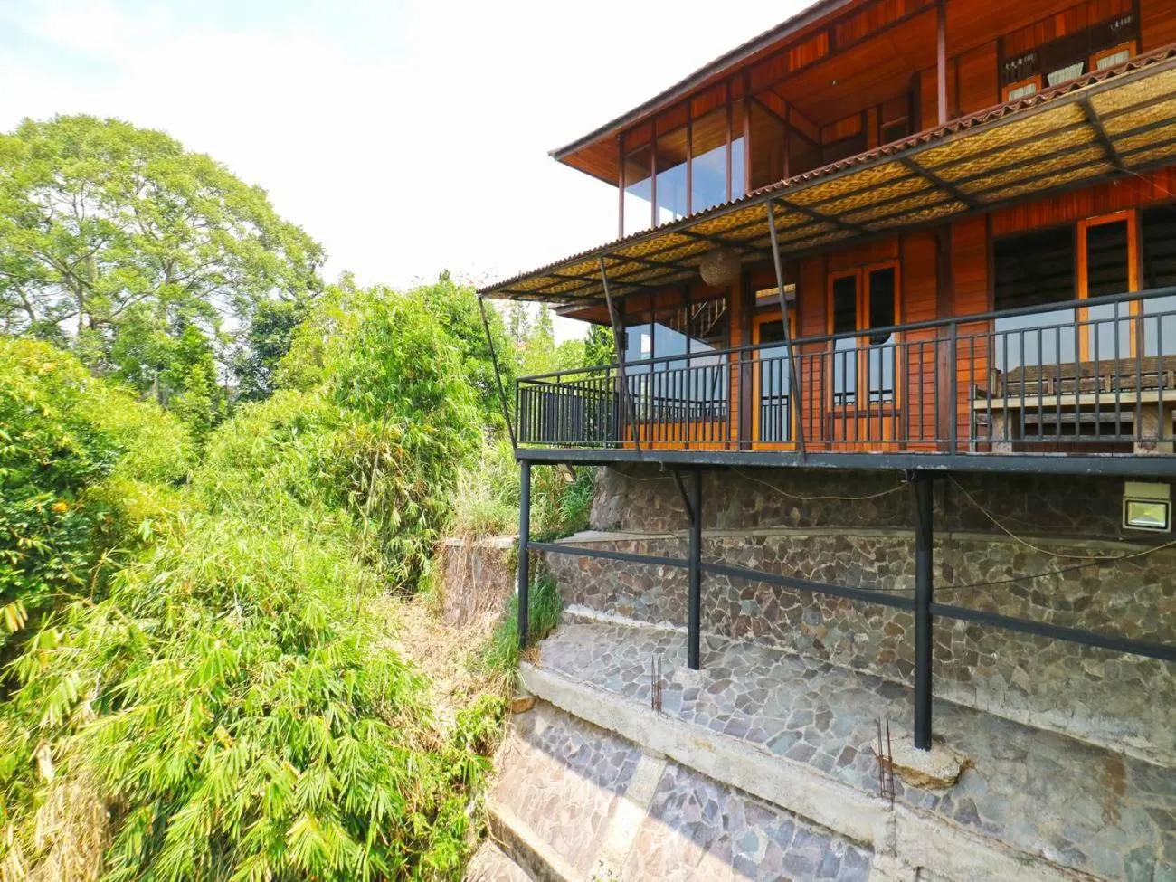 Property building in Villa Gardenia Bandung