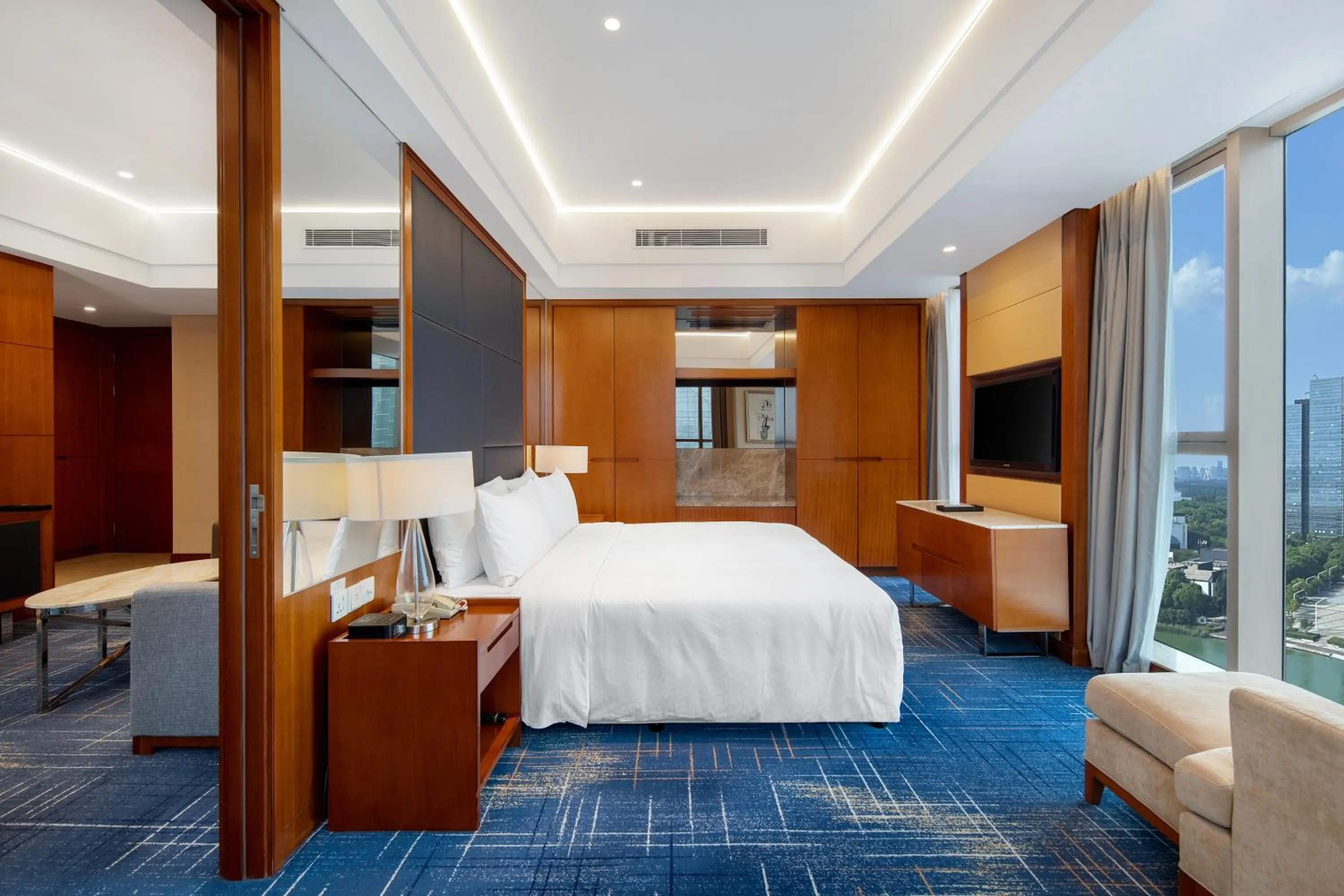 Bed in Four Points by Sheraton Suzhou