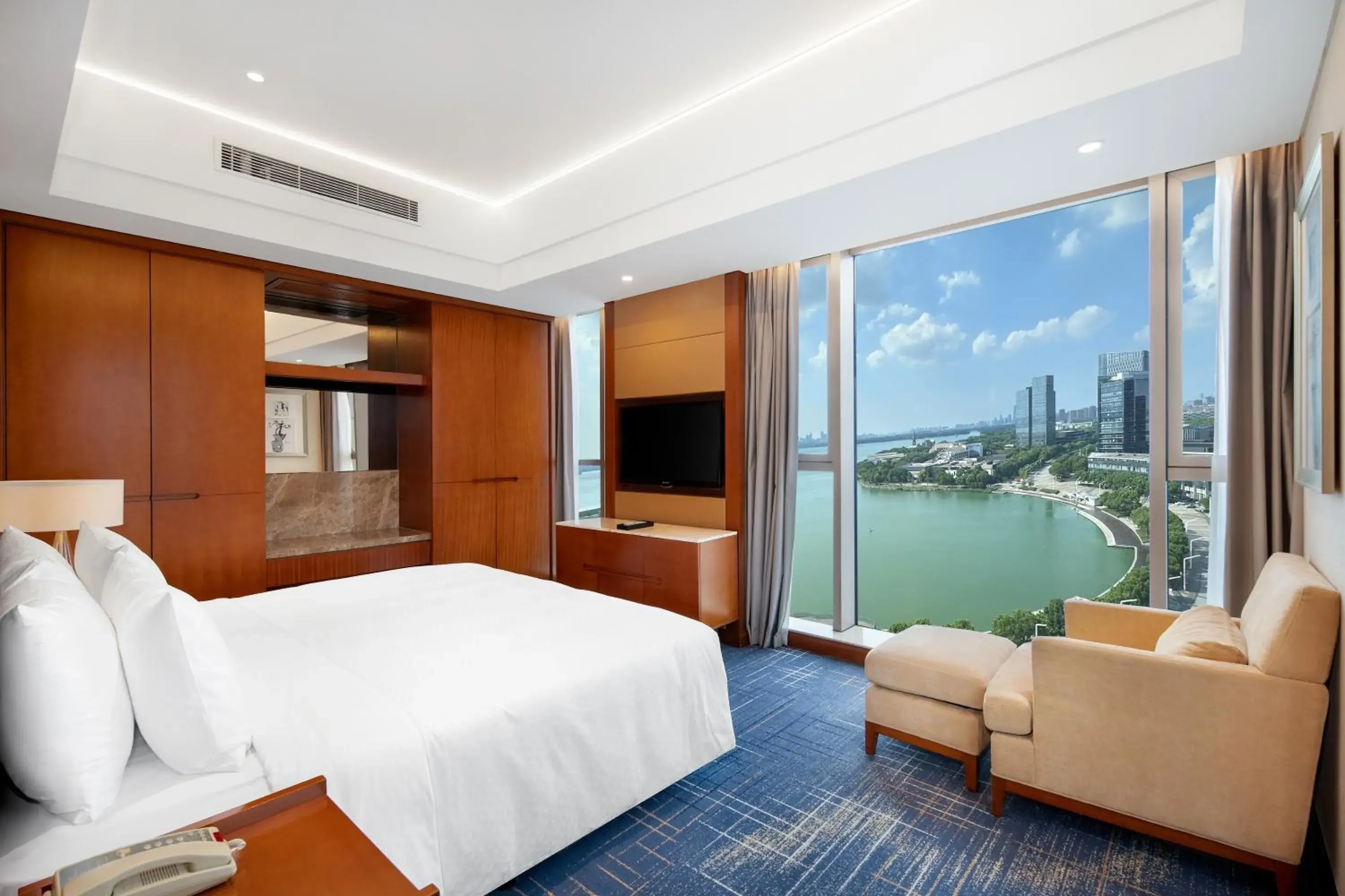 Deluxe Junior Suite in Four Points by Sheraton Suzhou Deluxe Junior Suite in Four Points by Sheraton Suzhou