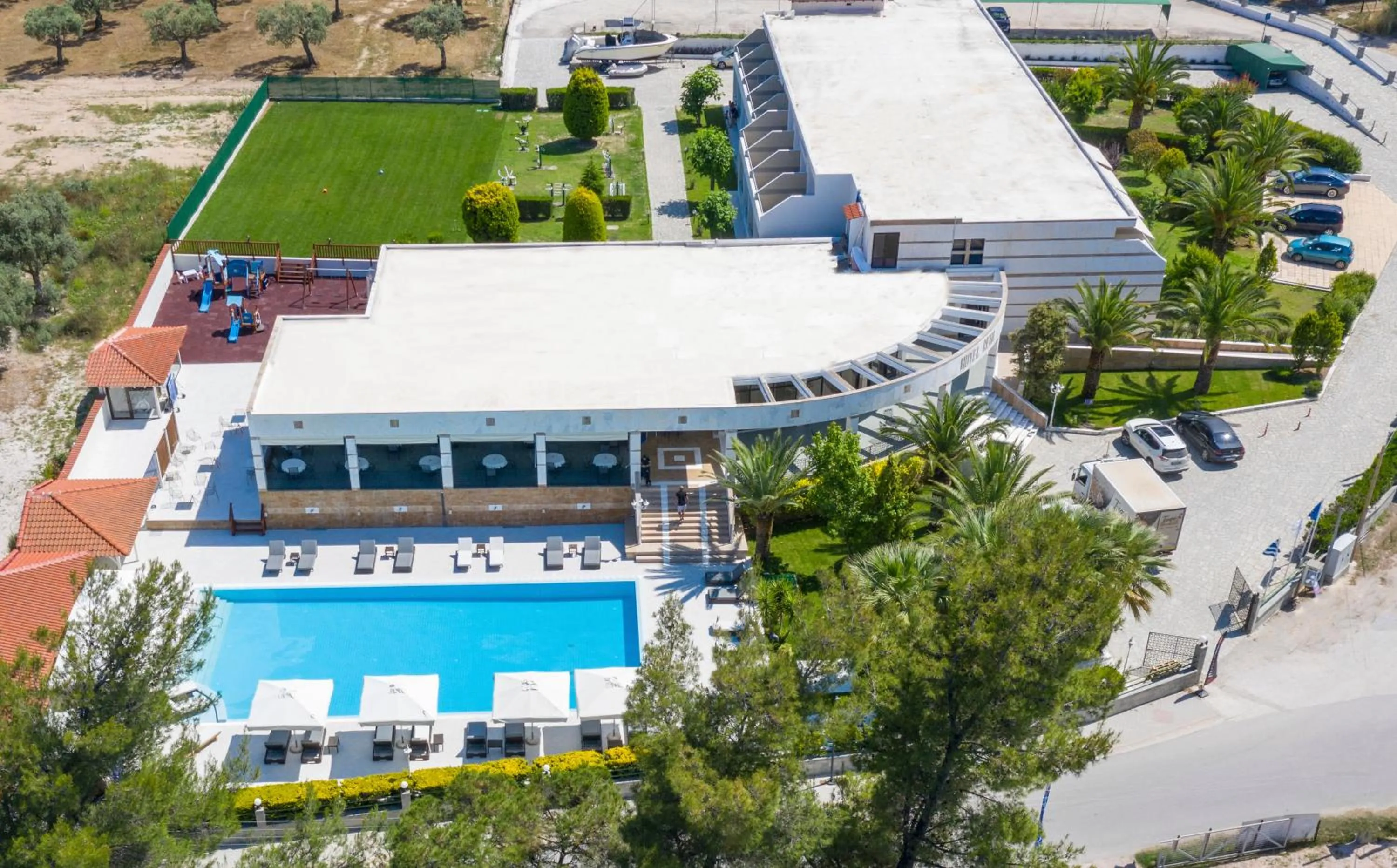 Property building in Hotel Rema