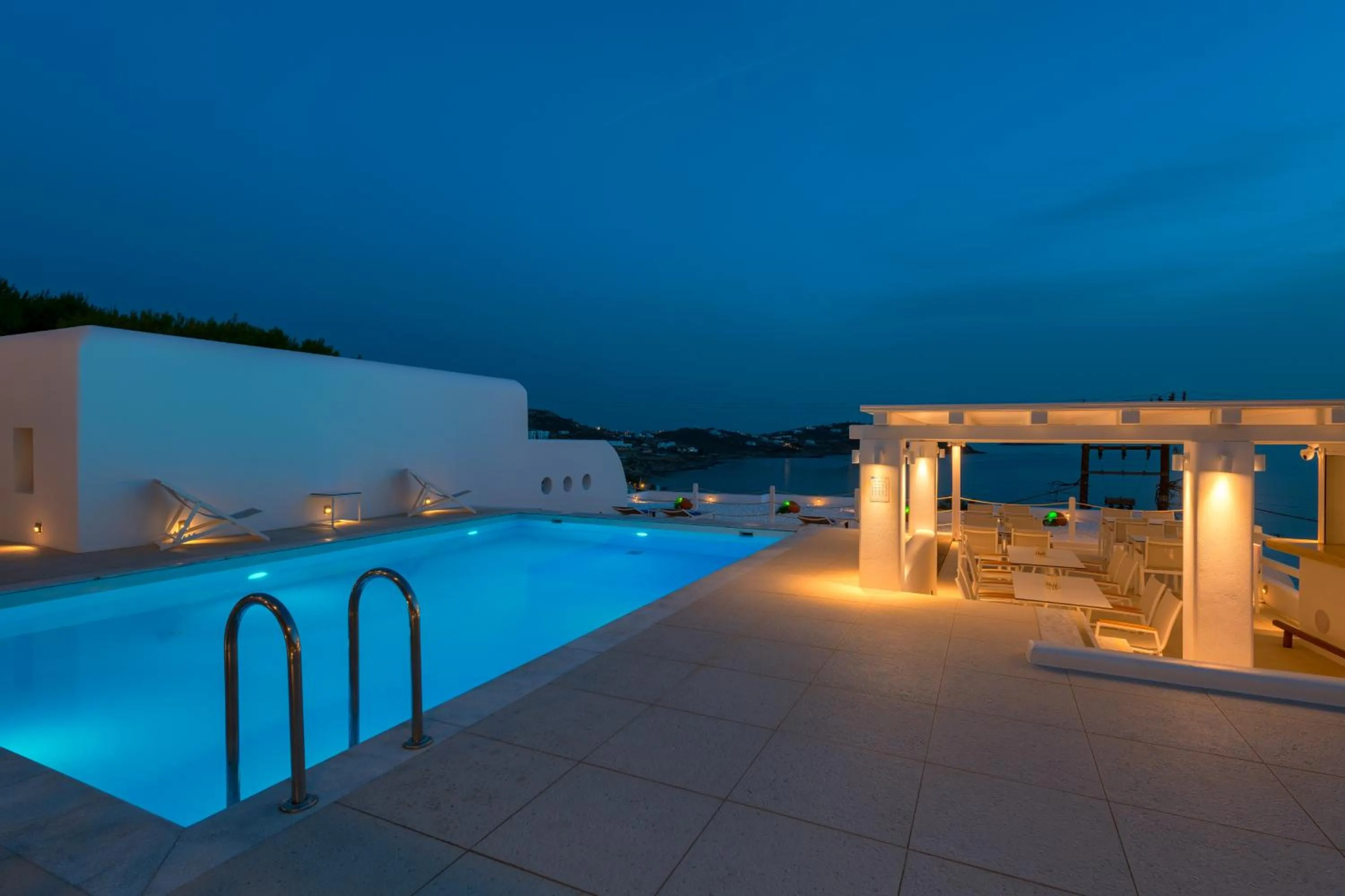 Swimming pool in Lithos by Spyros & Flora