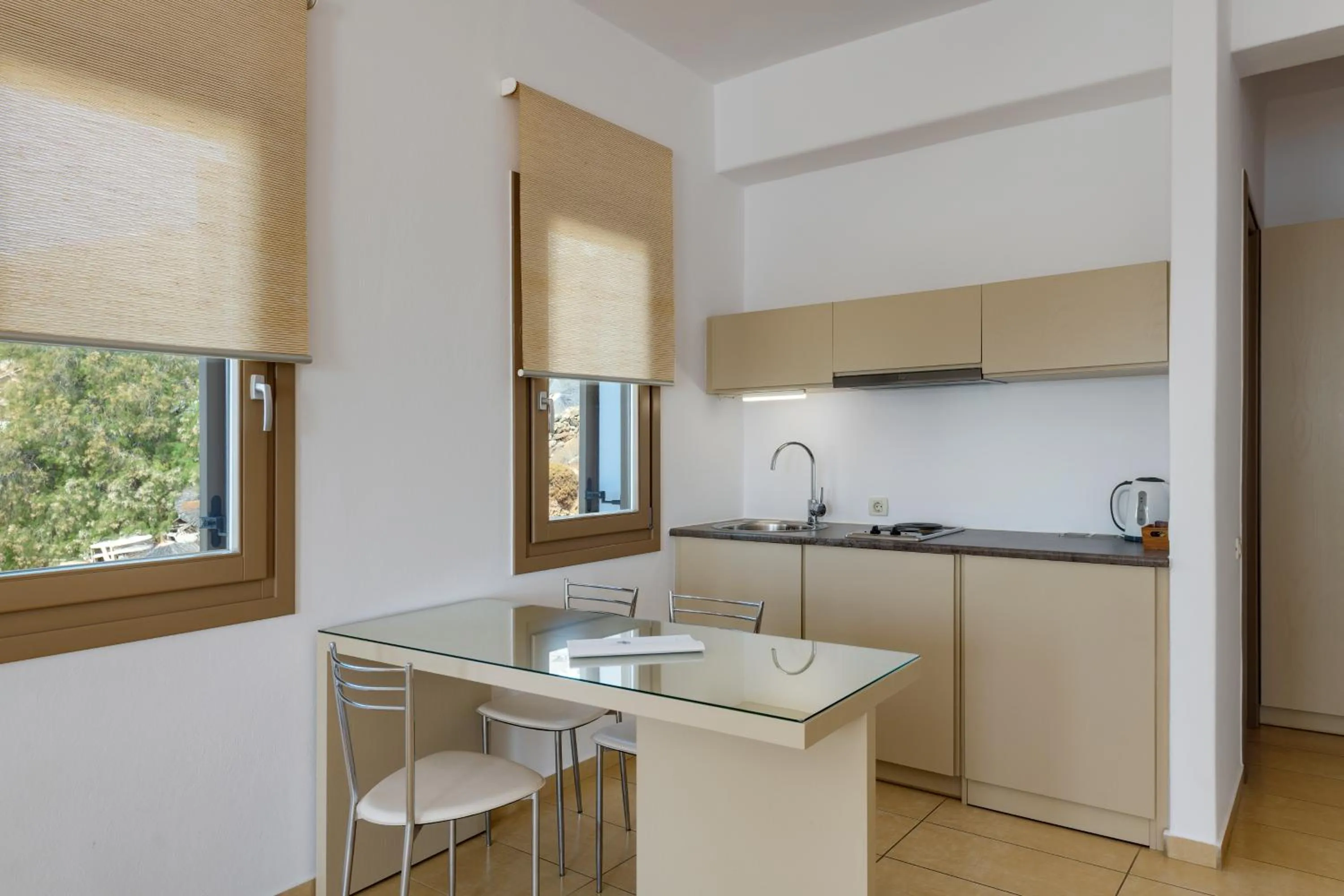 Coffee/tea facilities in Lithos by Spyros & Flora