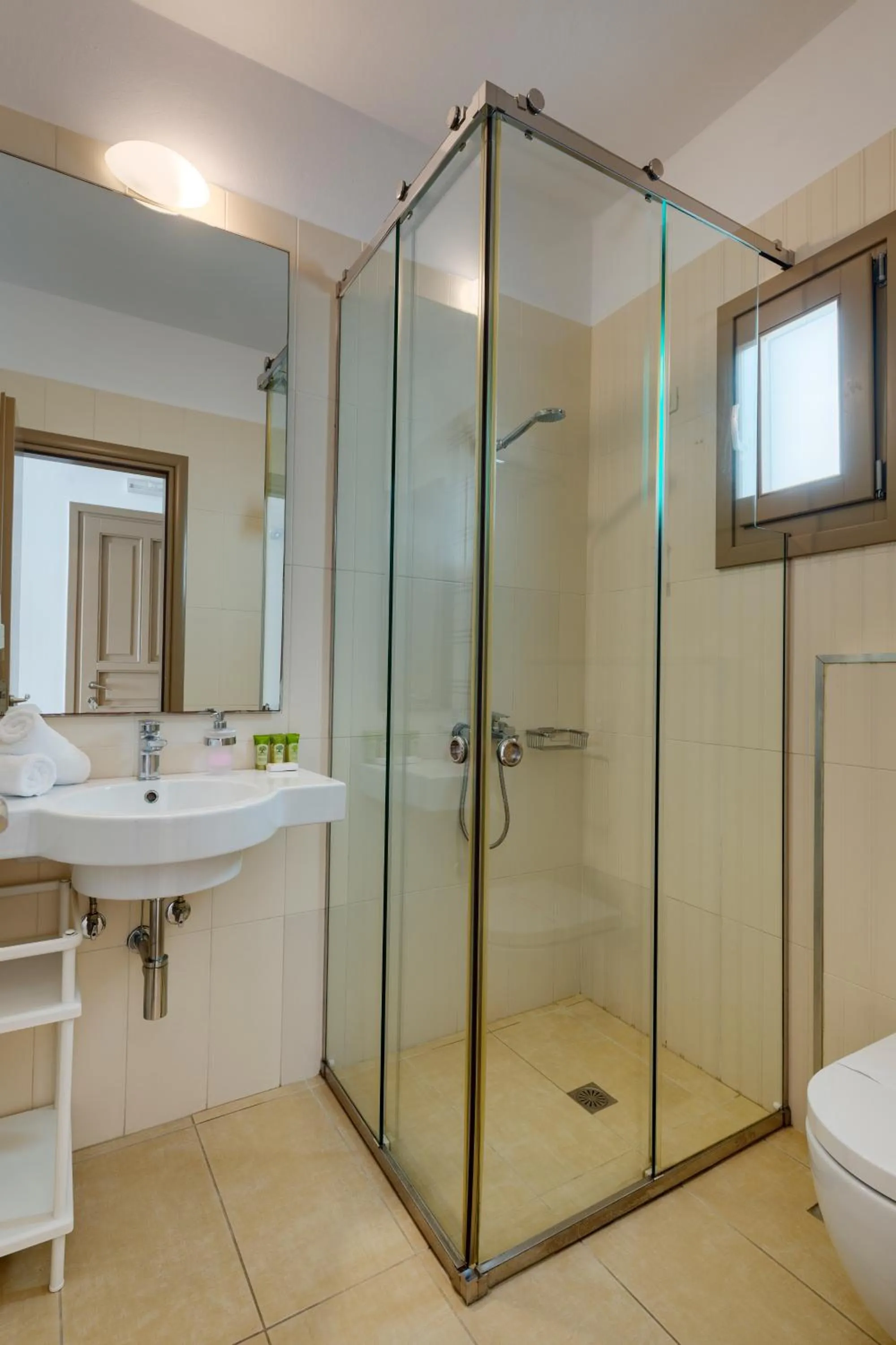 Shower in Lithos by Spyros & Flora