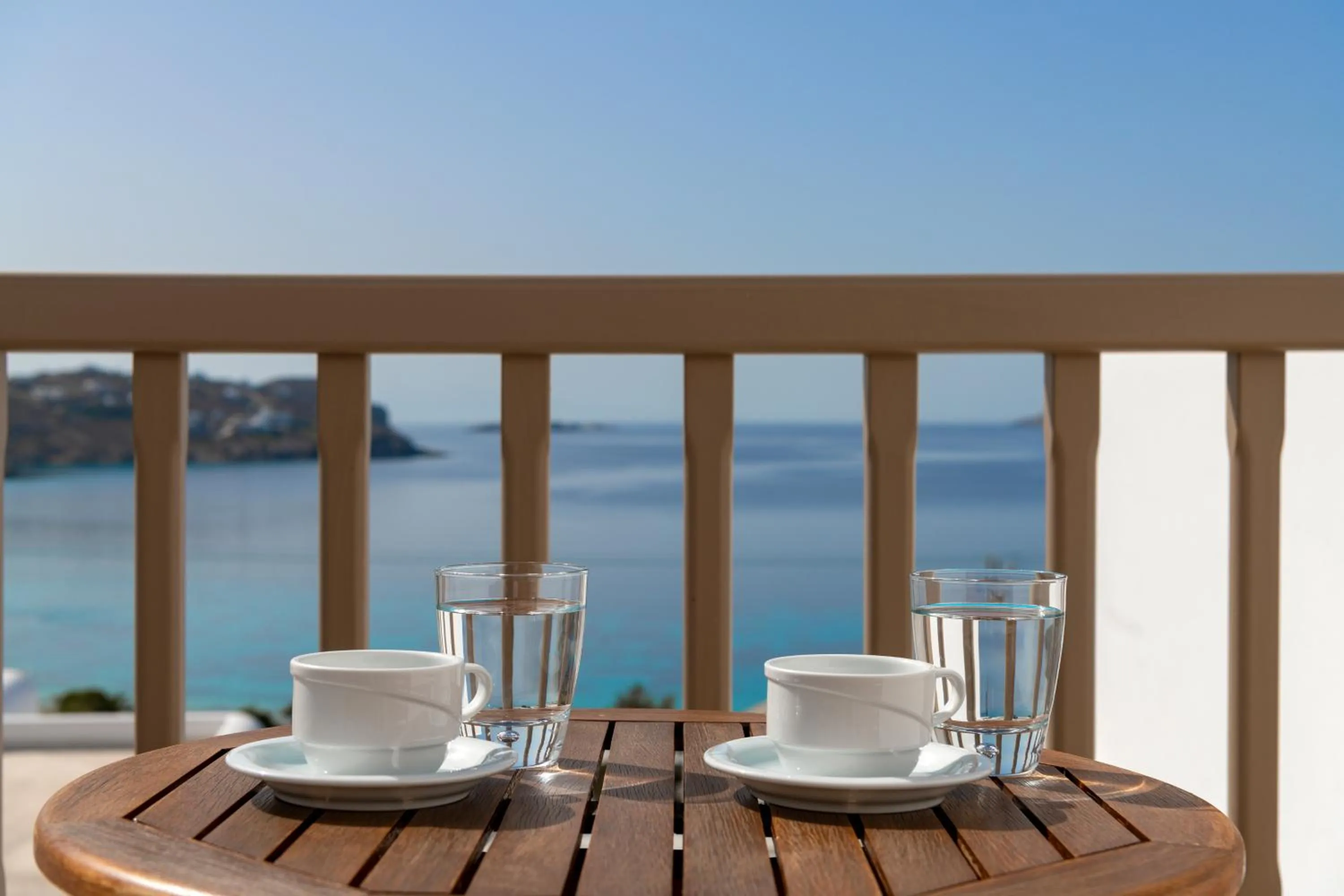 Balcony/Terrace in Lithos by Spyros & Flora