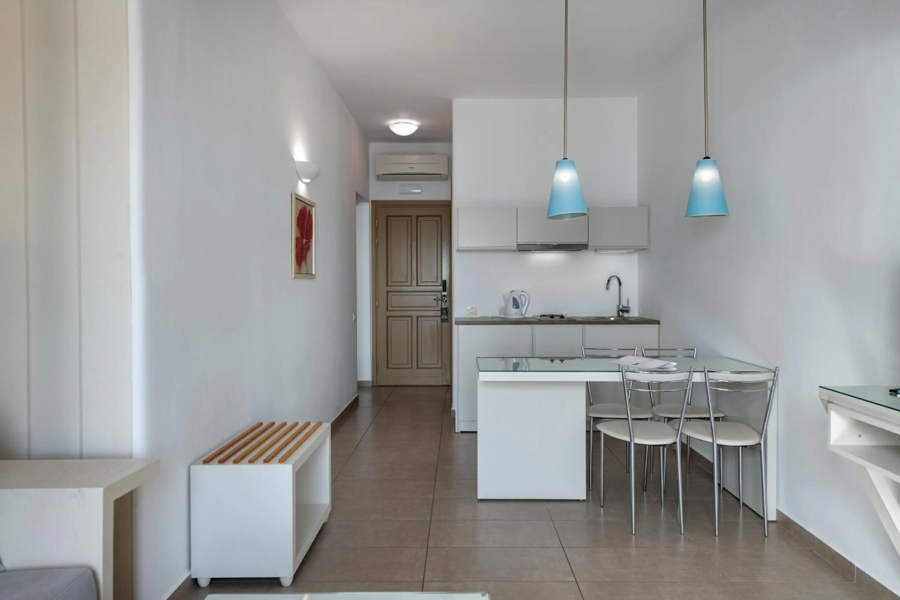 Coffee/tea facilities in Lithos by Spyros & Flora