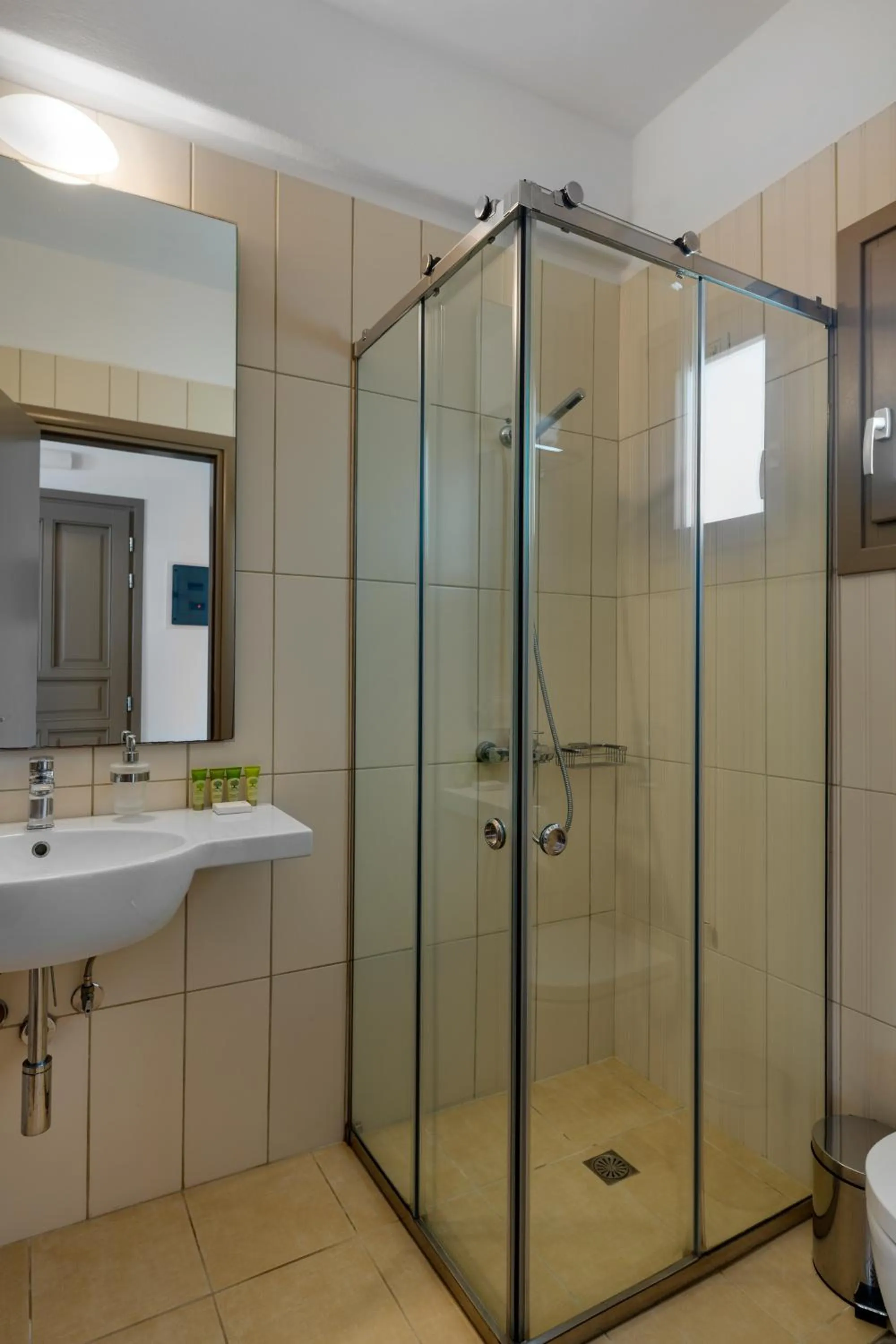 Shower in Lithos by Spyros & Flora