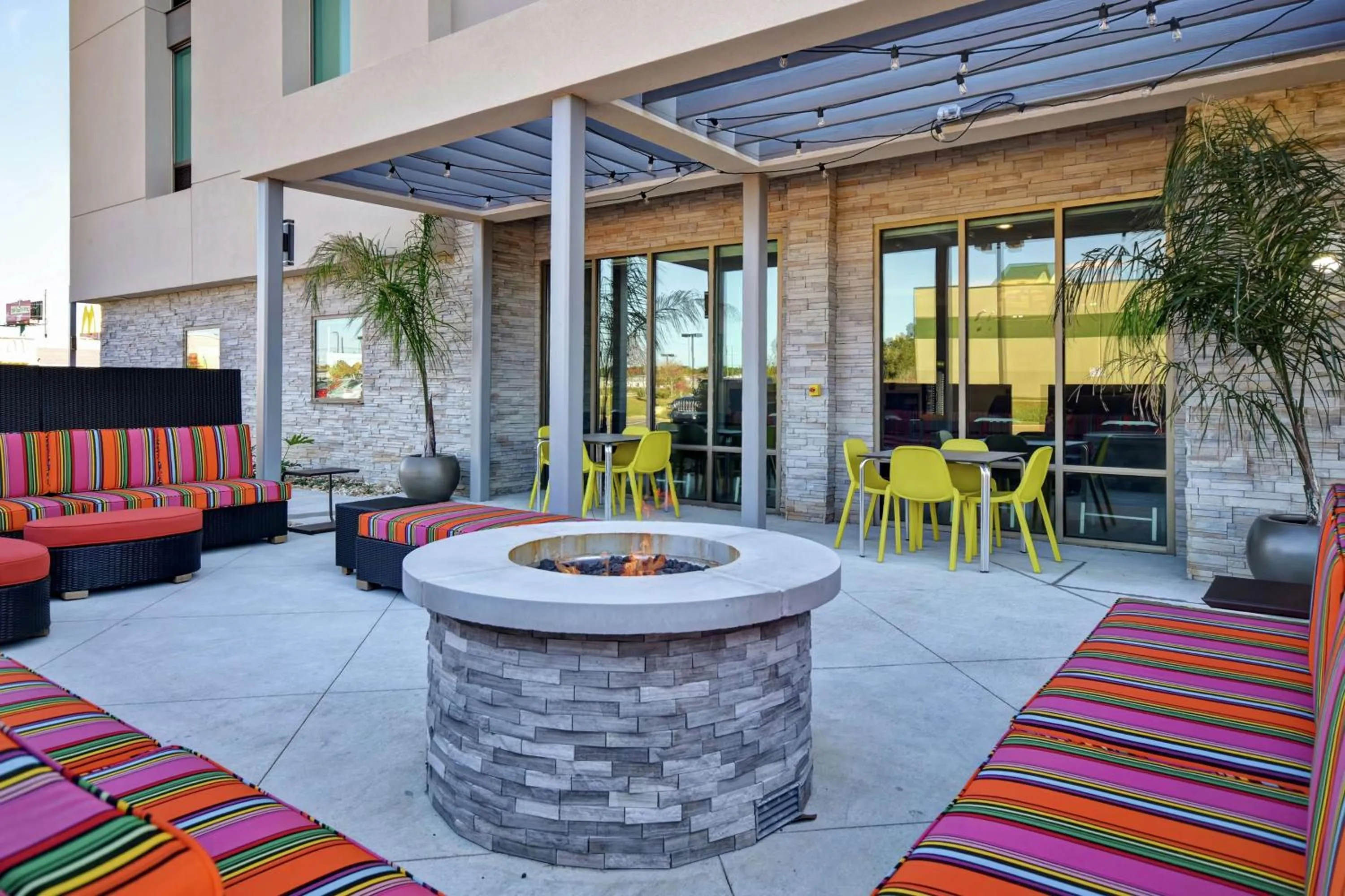 Patio in Home 2 Suites By Hilton Dothan