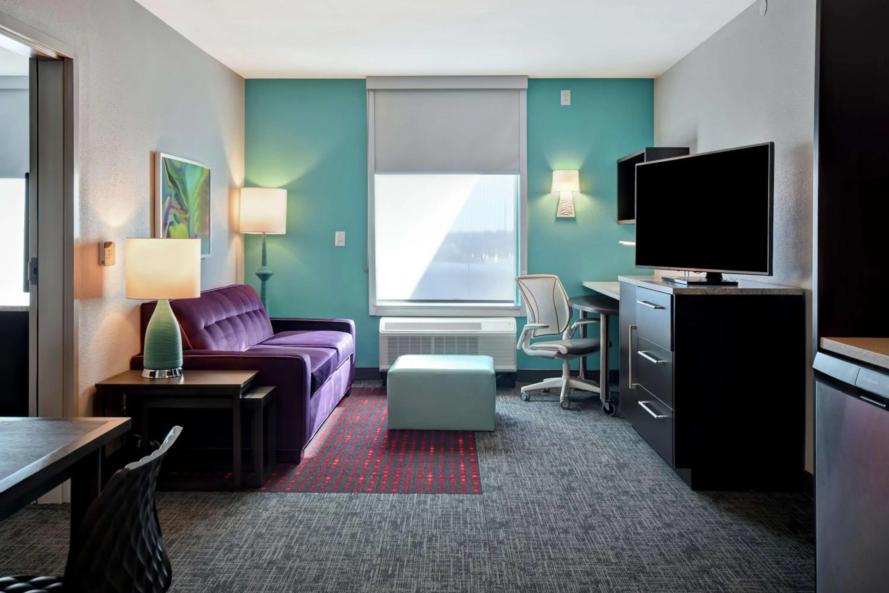 Bedroom, Bed in Home 2 Suites By Hilton Dothan