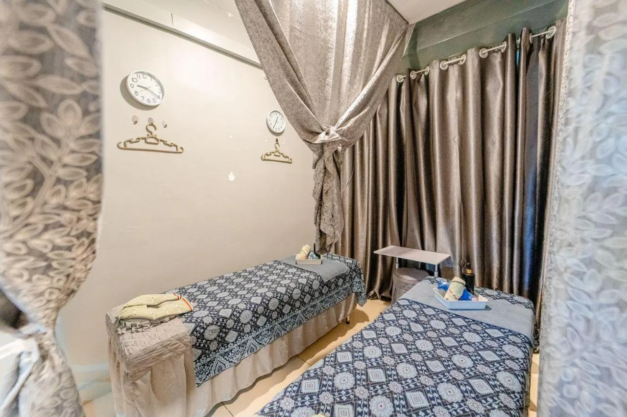 Bed in Hotel Adya Express Chenang