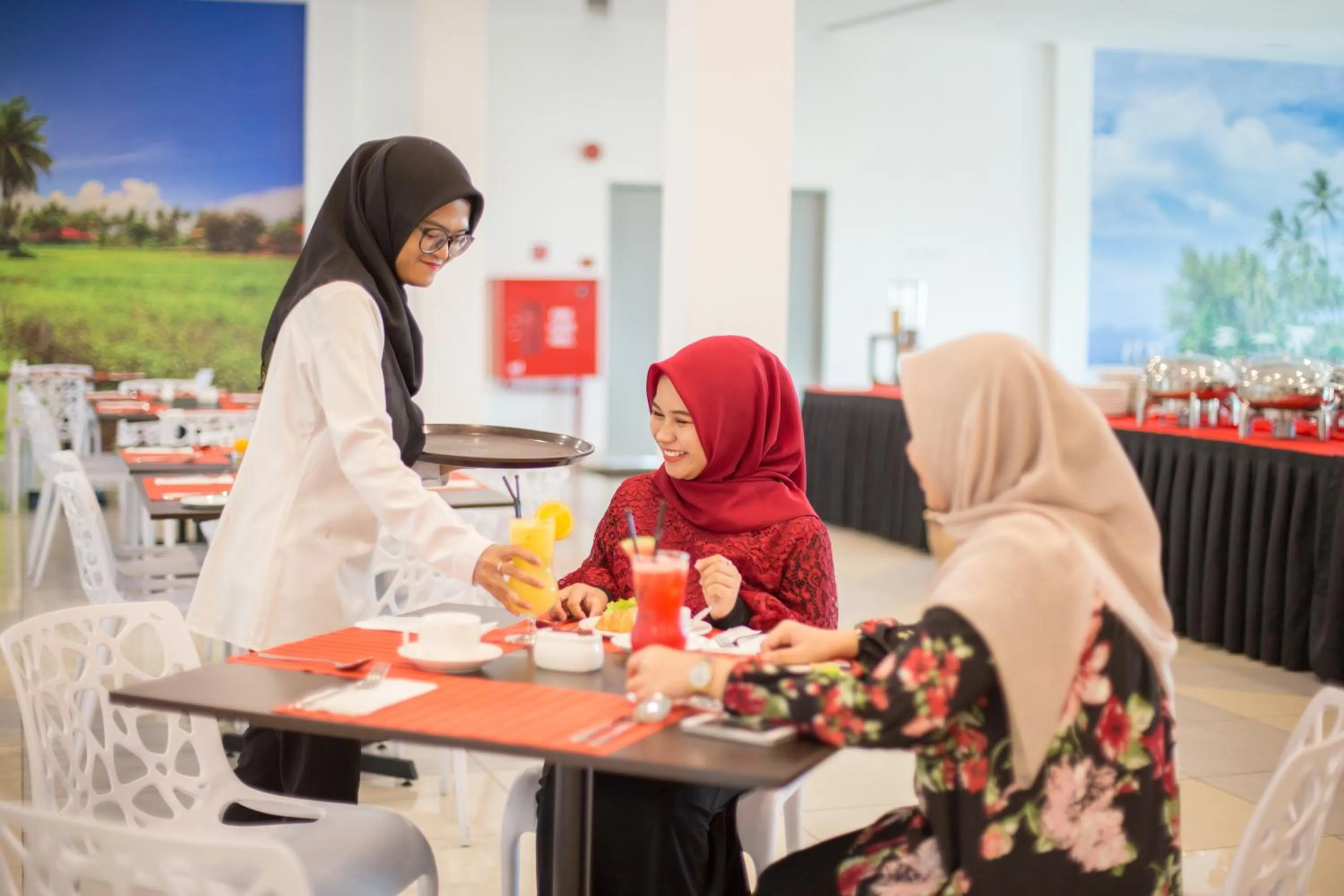 Breakfast in Hotel Adya Express Chenang