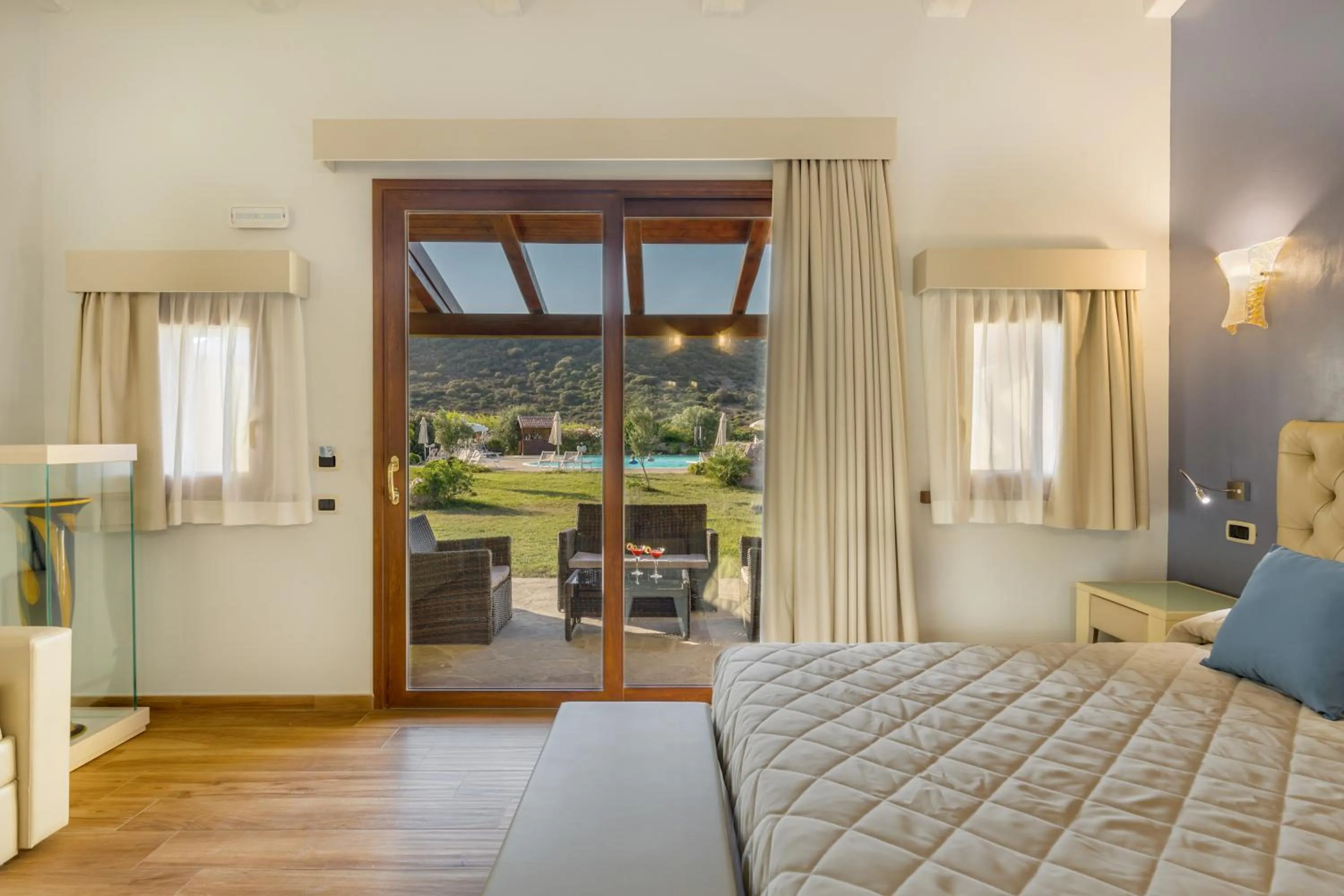 Bed in Hotel Sa Cheya Relais & Spa