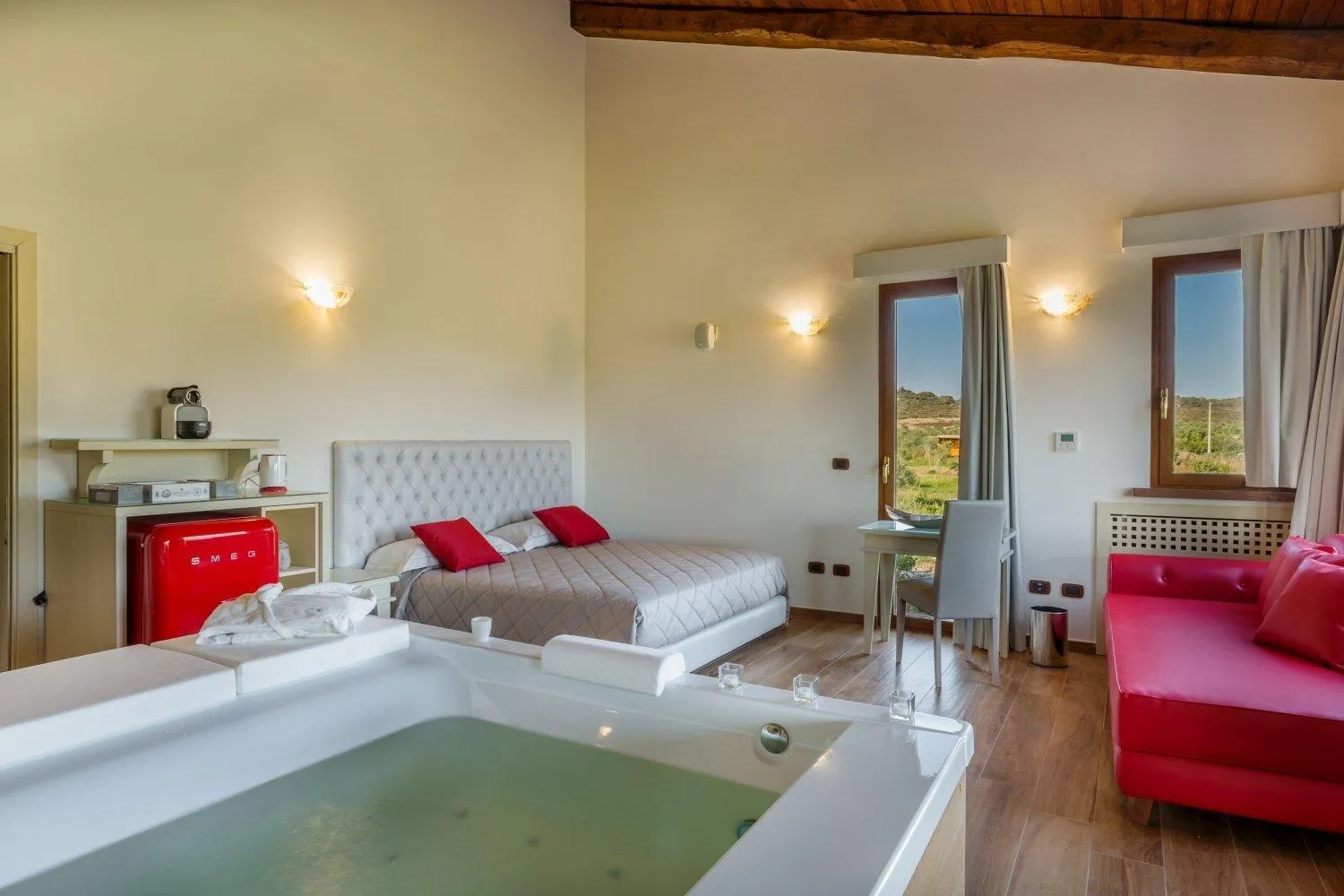 Bed in Hotel Sa Cheya Relais & Spa