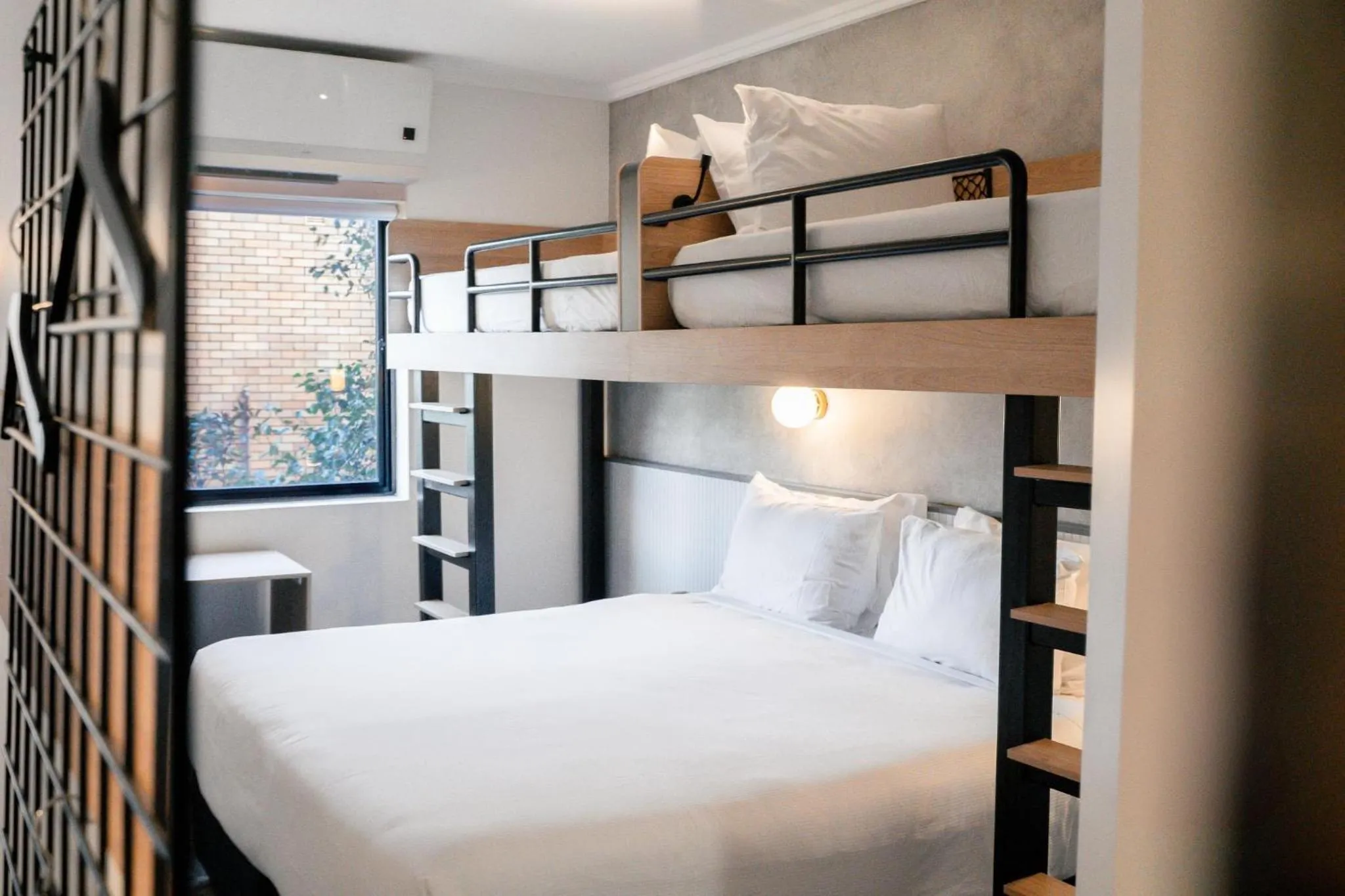 Bedroom, Bed in Hotel TOTTO Wollongong