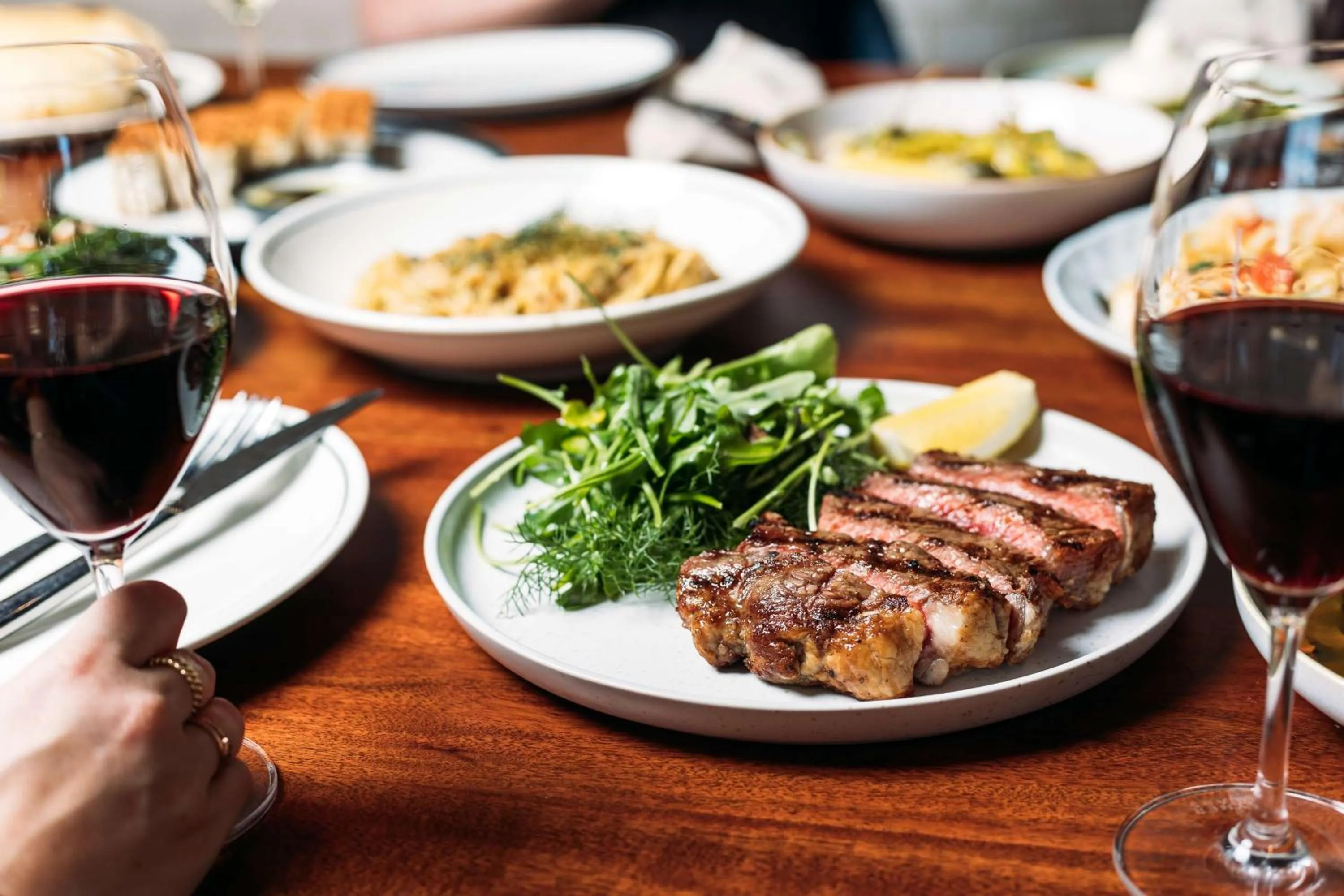 Food and drinks in Hotel TOTTO Wollongong