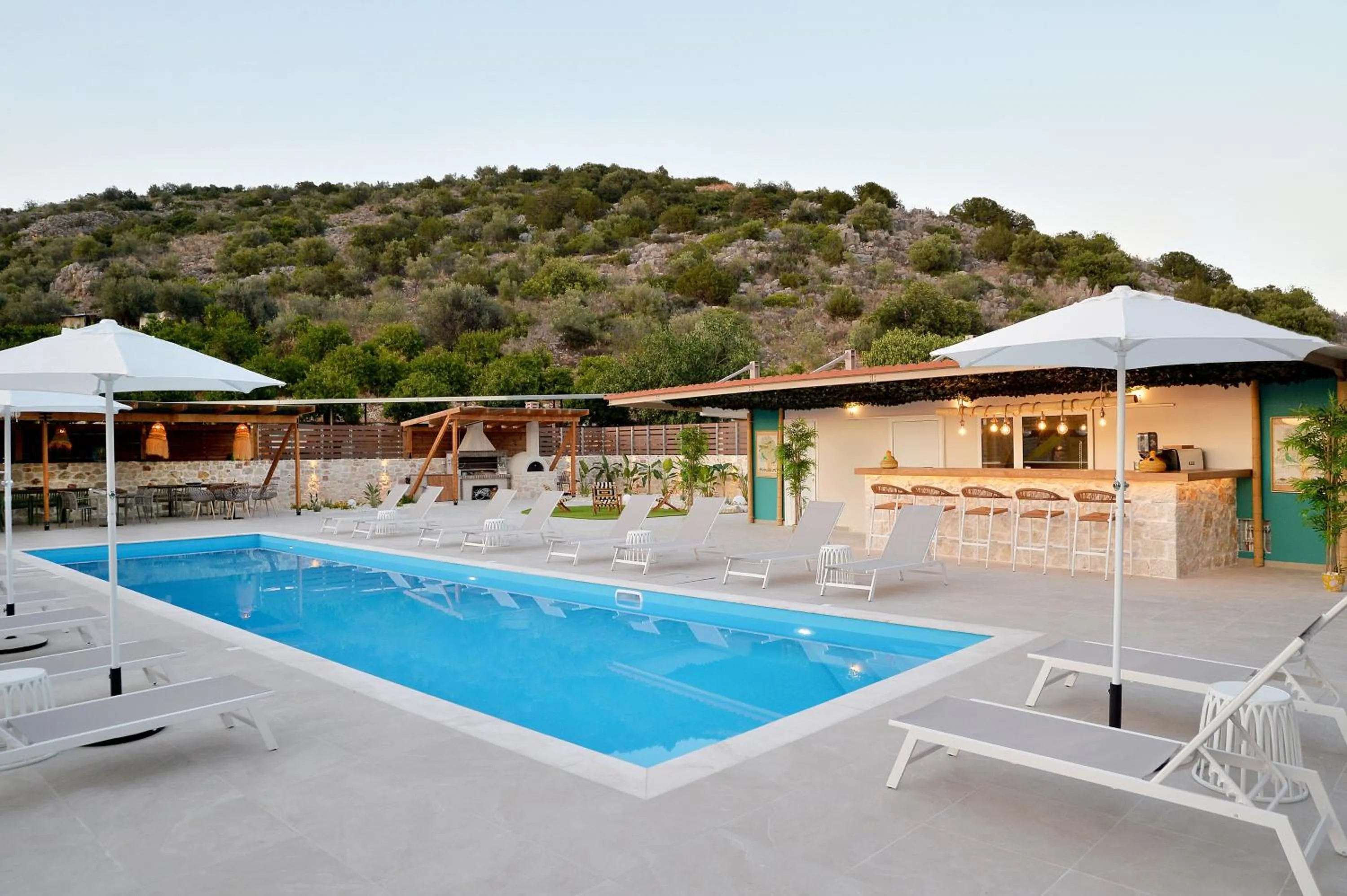 Lounge or bar in ID Holiday Living