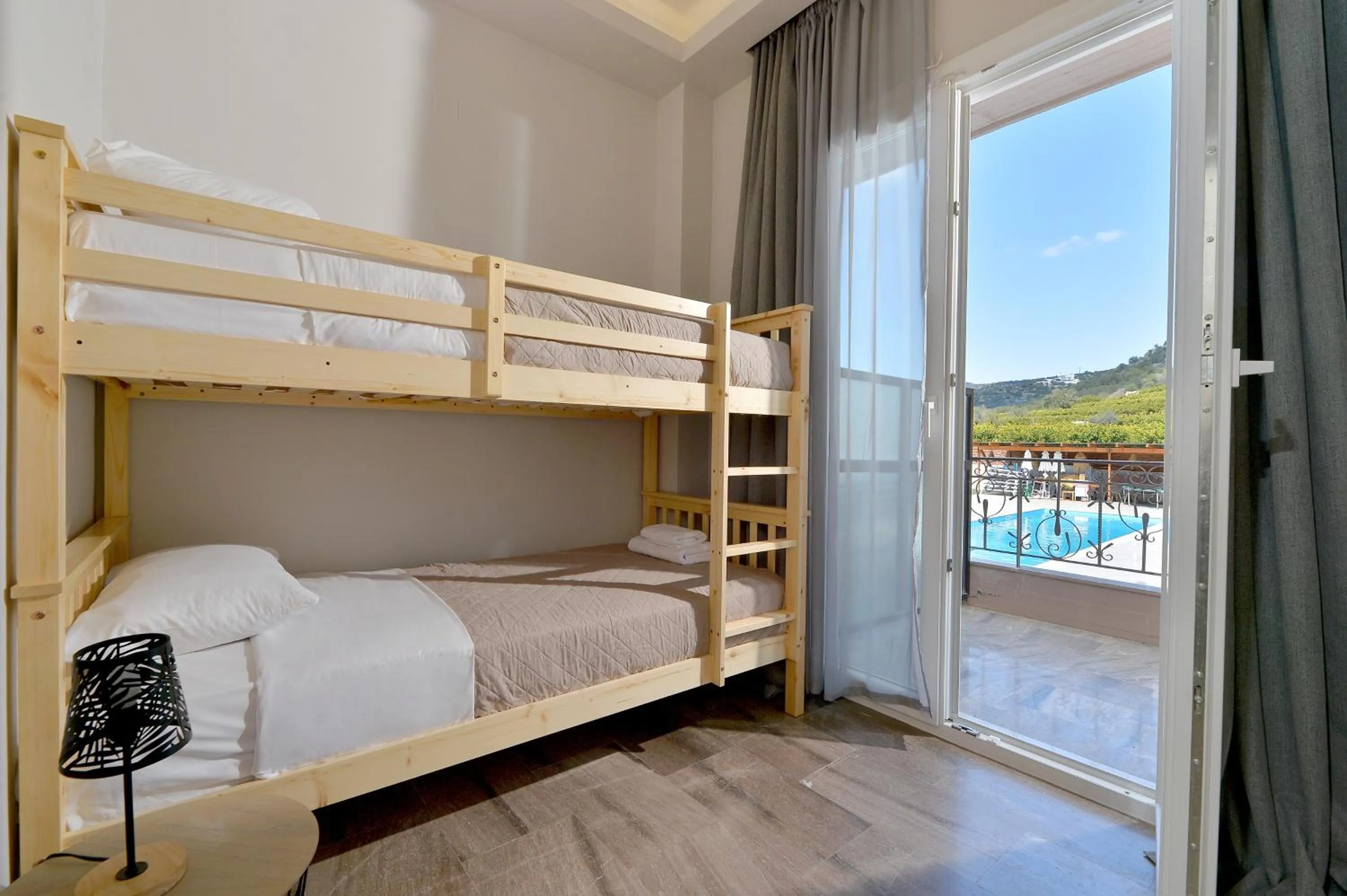 Bed in ID Holiday Living