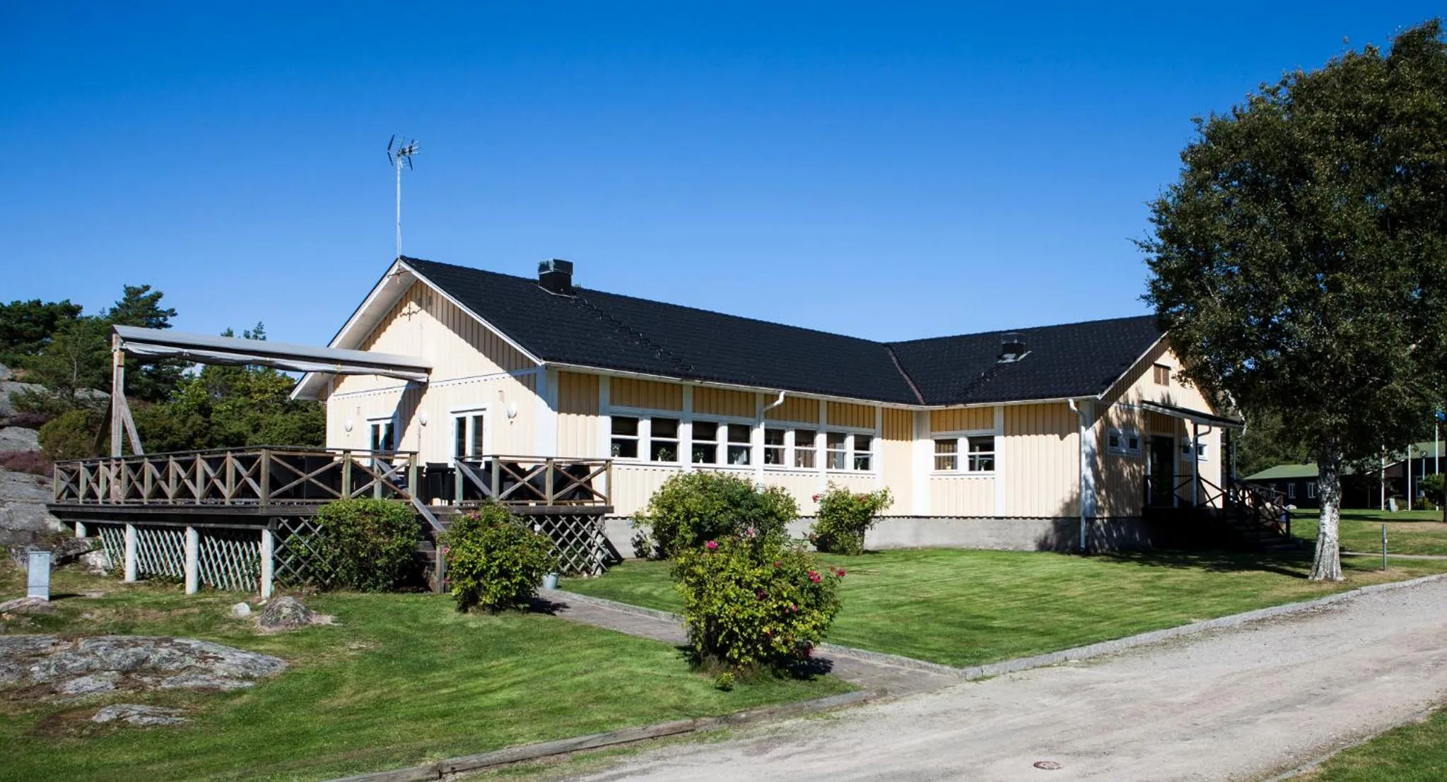 Property building in Källviken Semesterby