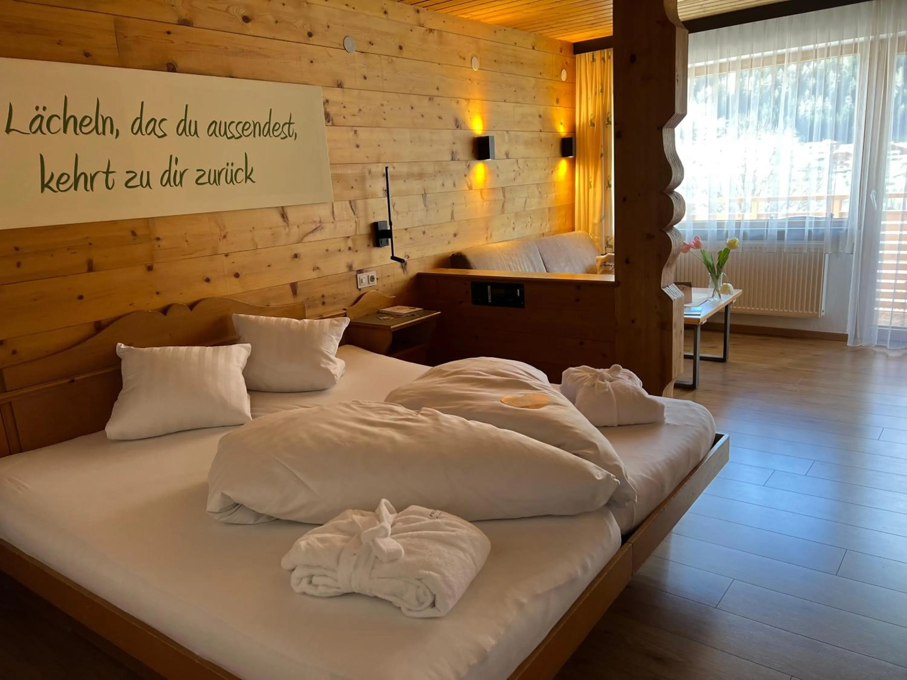 Bed in Posthotel Pfunds