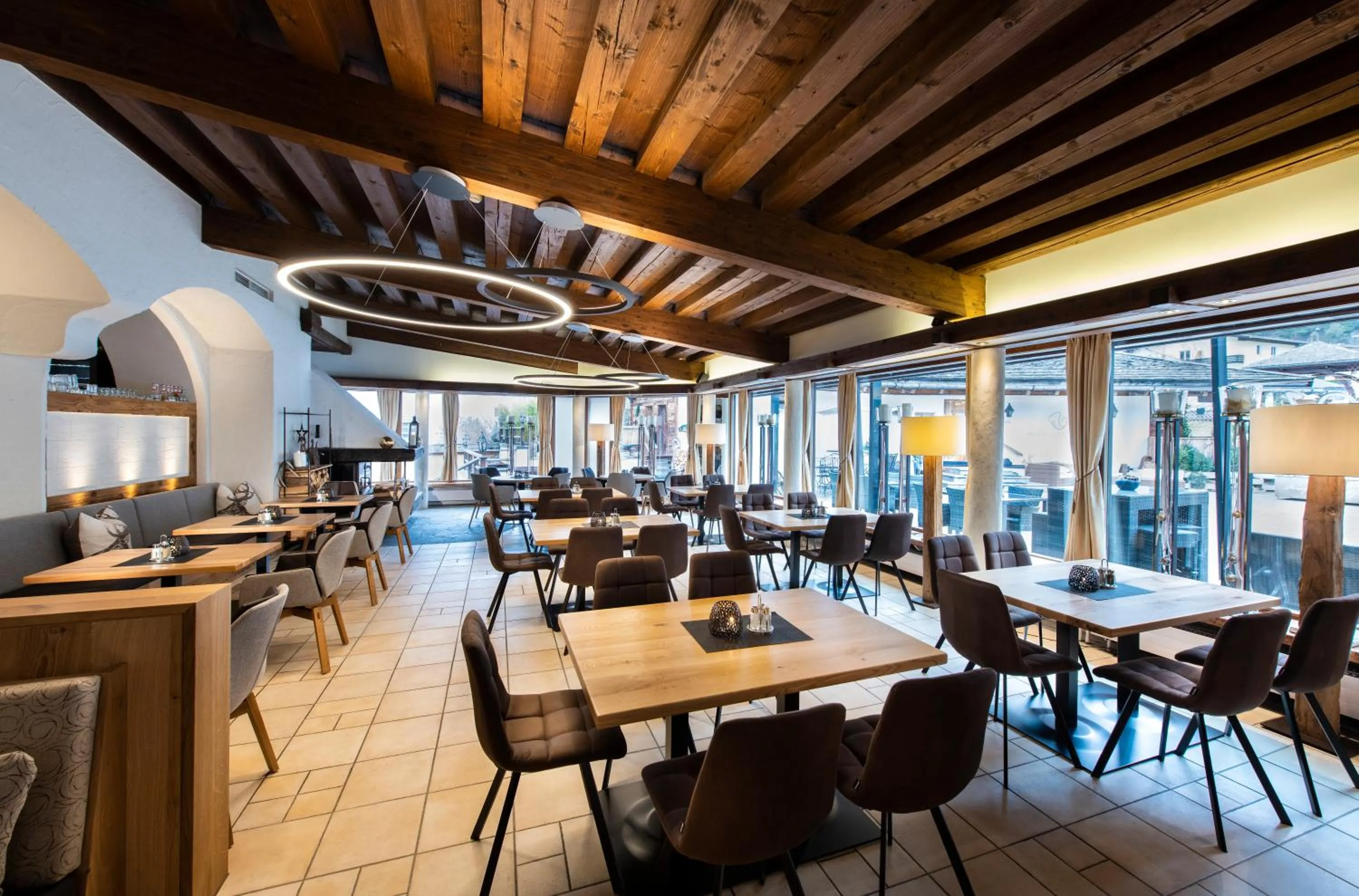 Restaurant/places to eat in Posthotel Pfunds