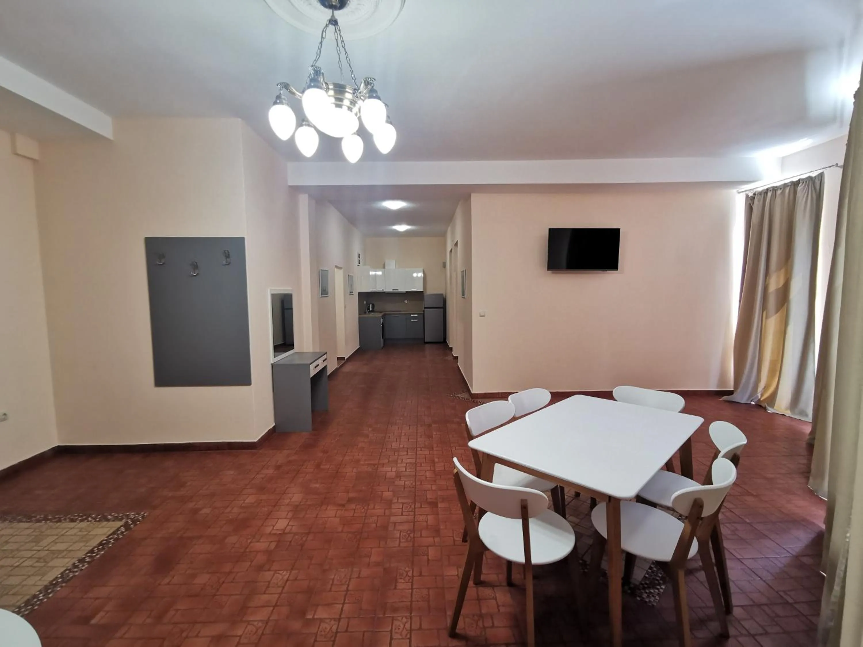 Rose Garden Omax Apartments