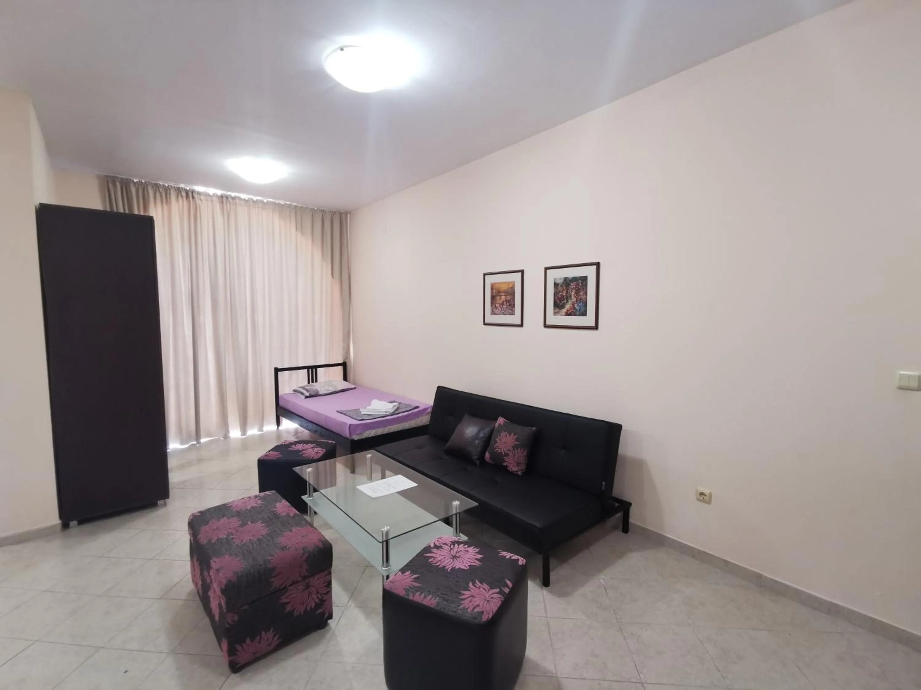 Rose Garden Omax Apartments