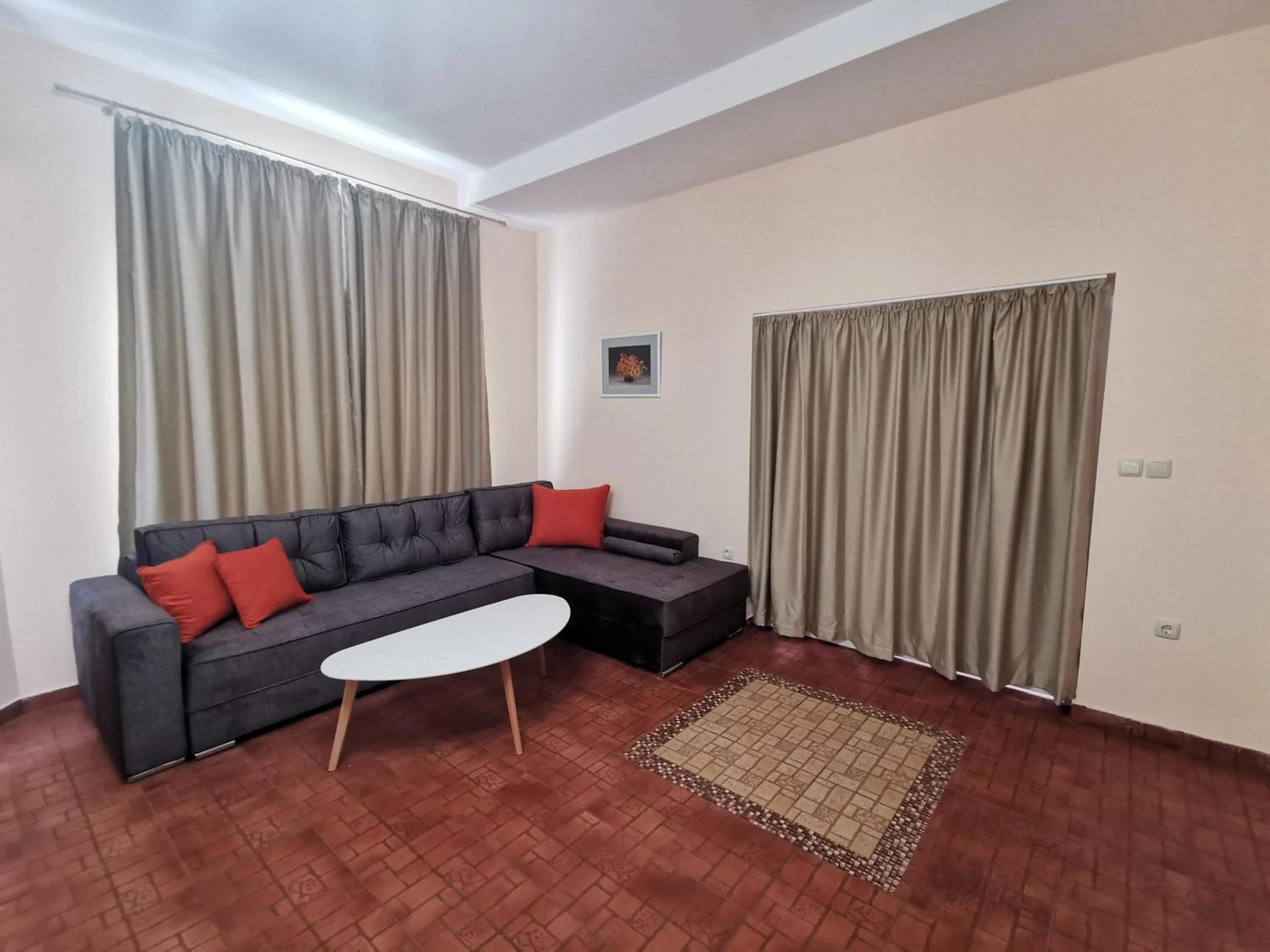 Rose Garden Omax Apartments