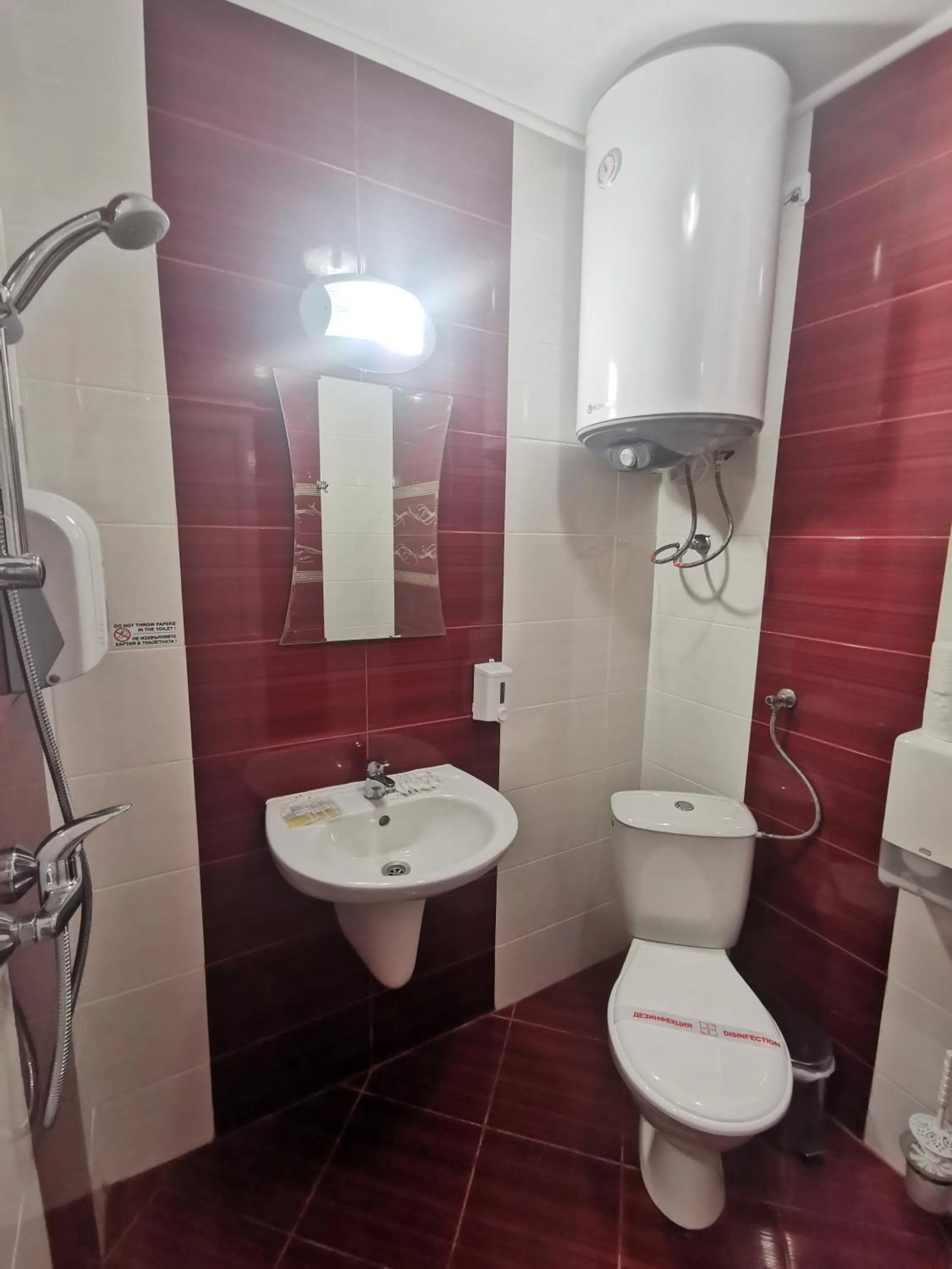 Rose Garden Omax Apartments