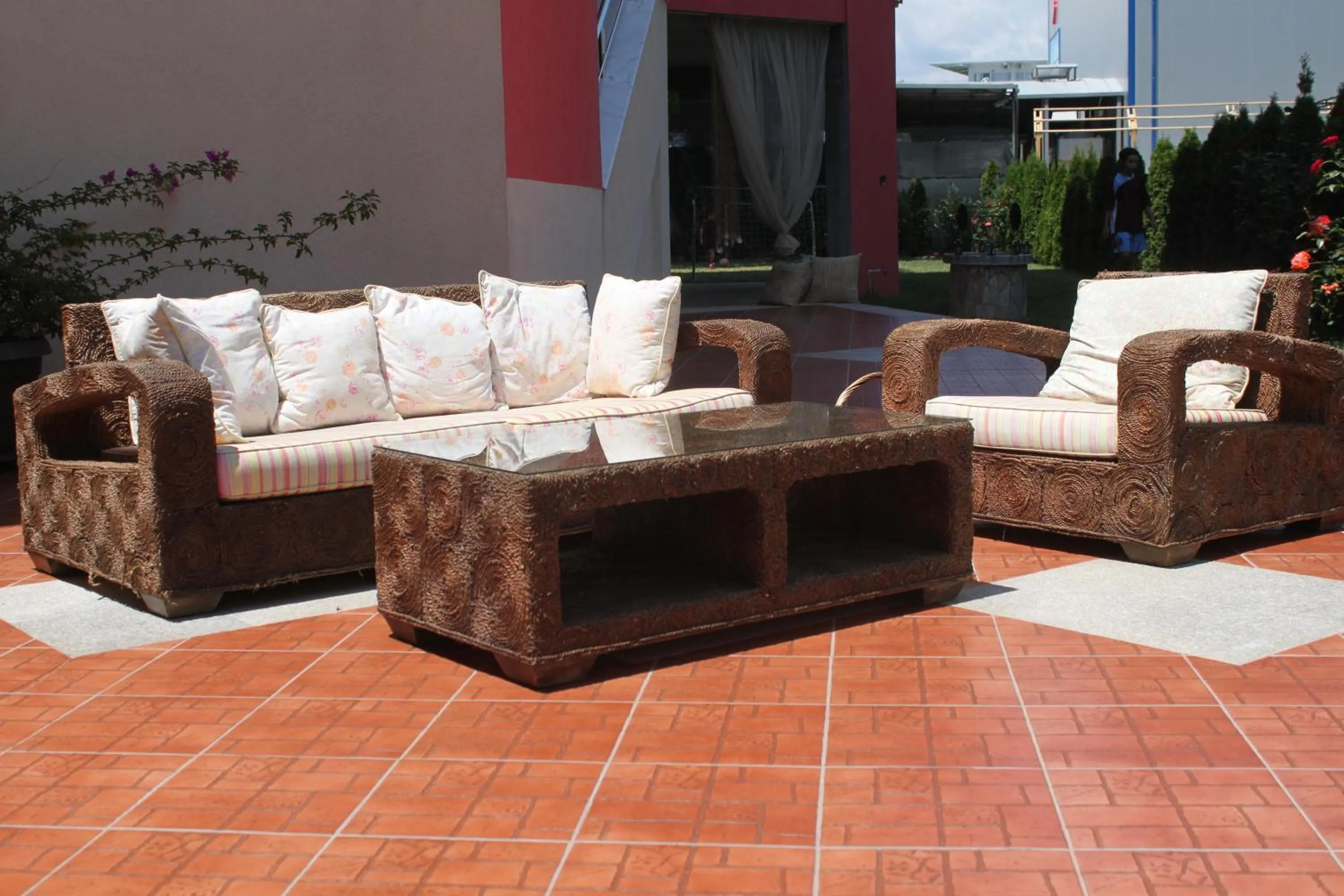 Balcony/Terrace in Rose Garden Omax Apartments