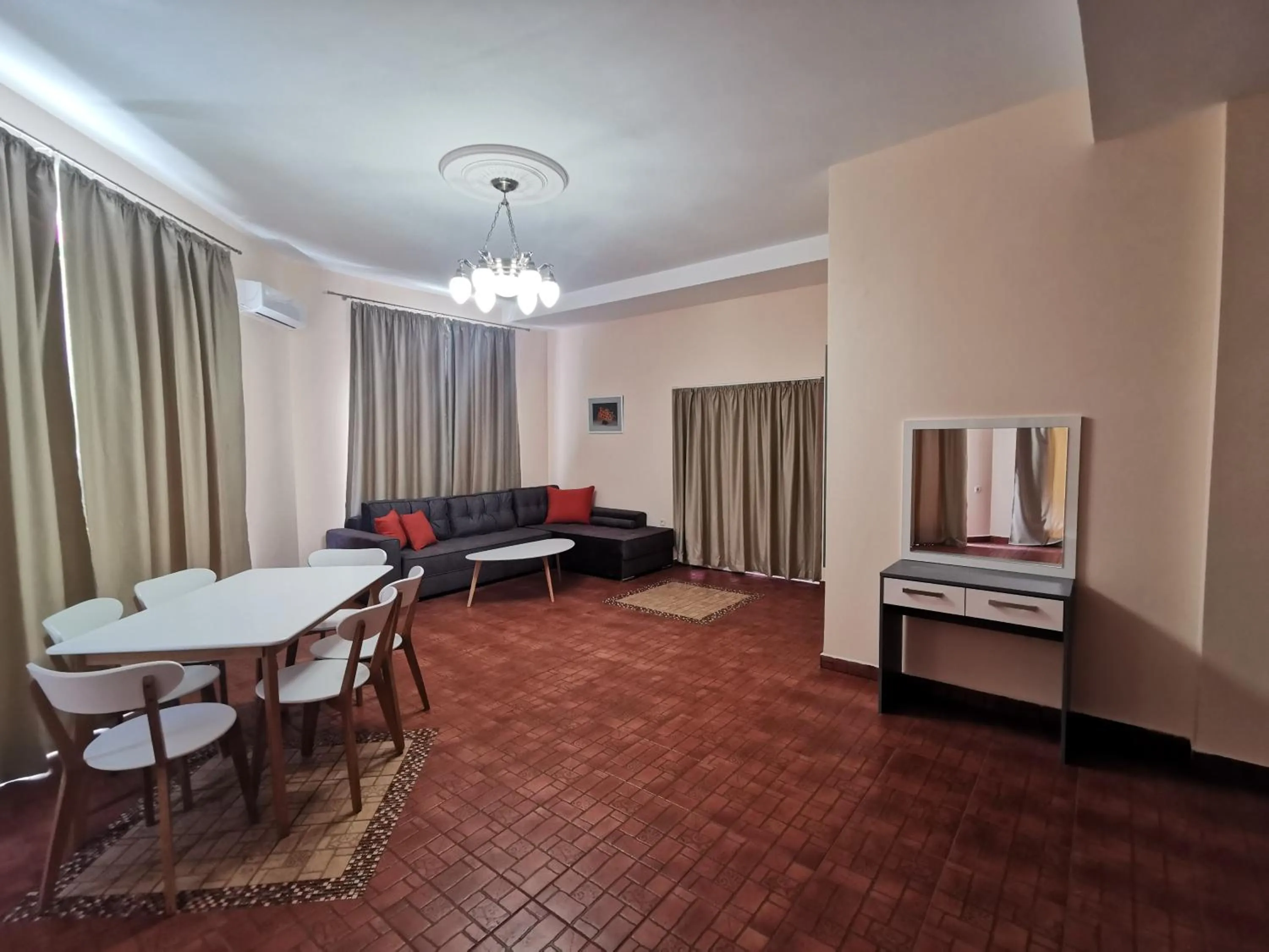 Rose Garden Omax Apartments