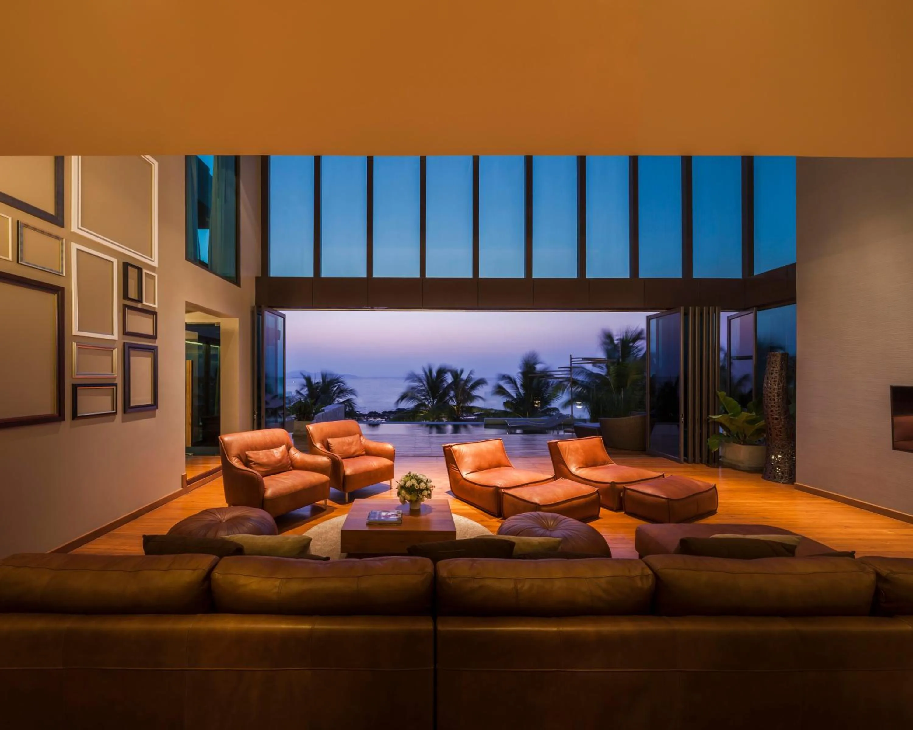 Living room in Cape Dara Resort