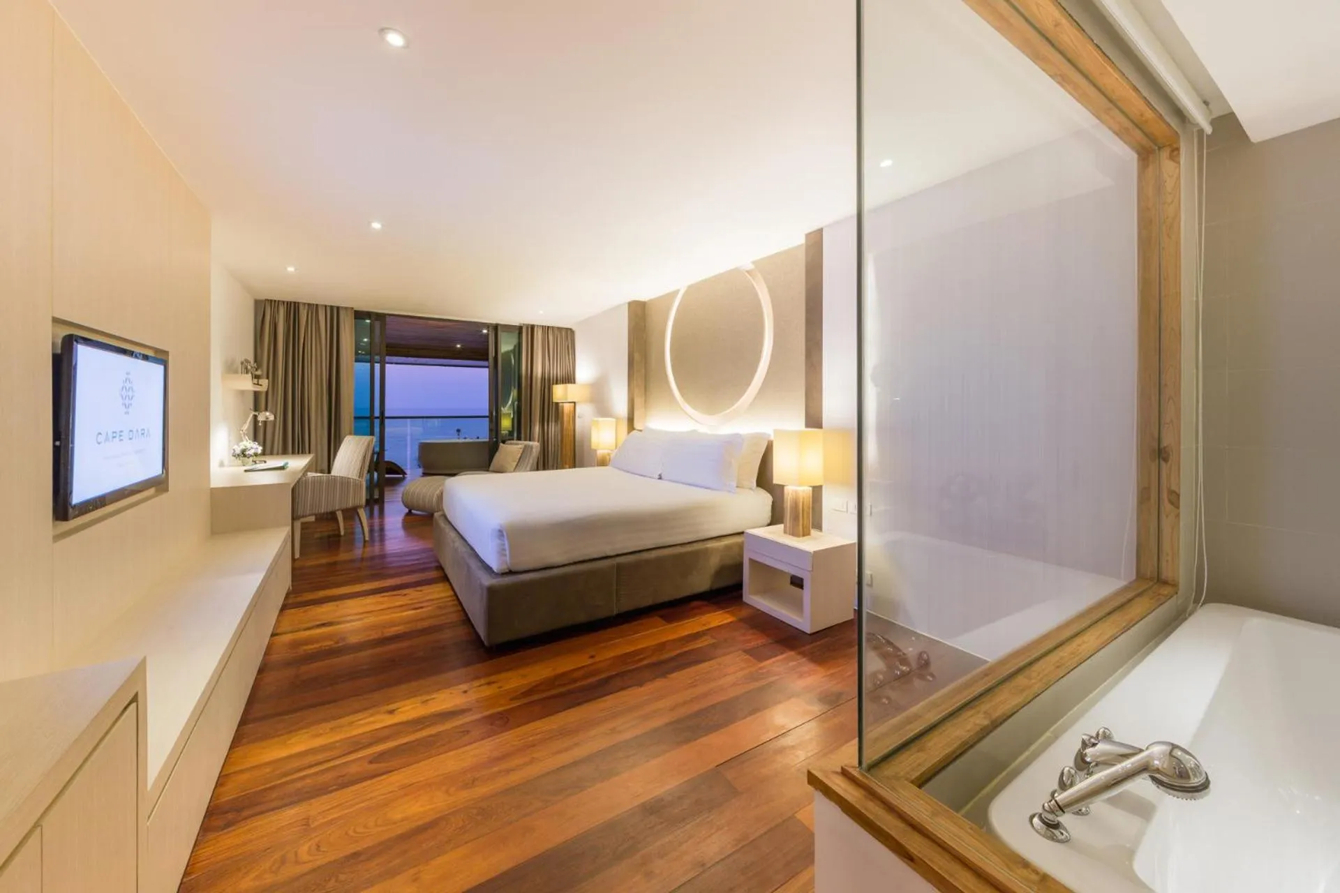 Bathroom, Bed in Cape Dara Resort