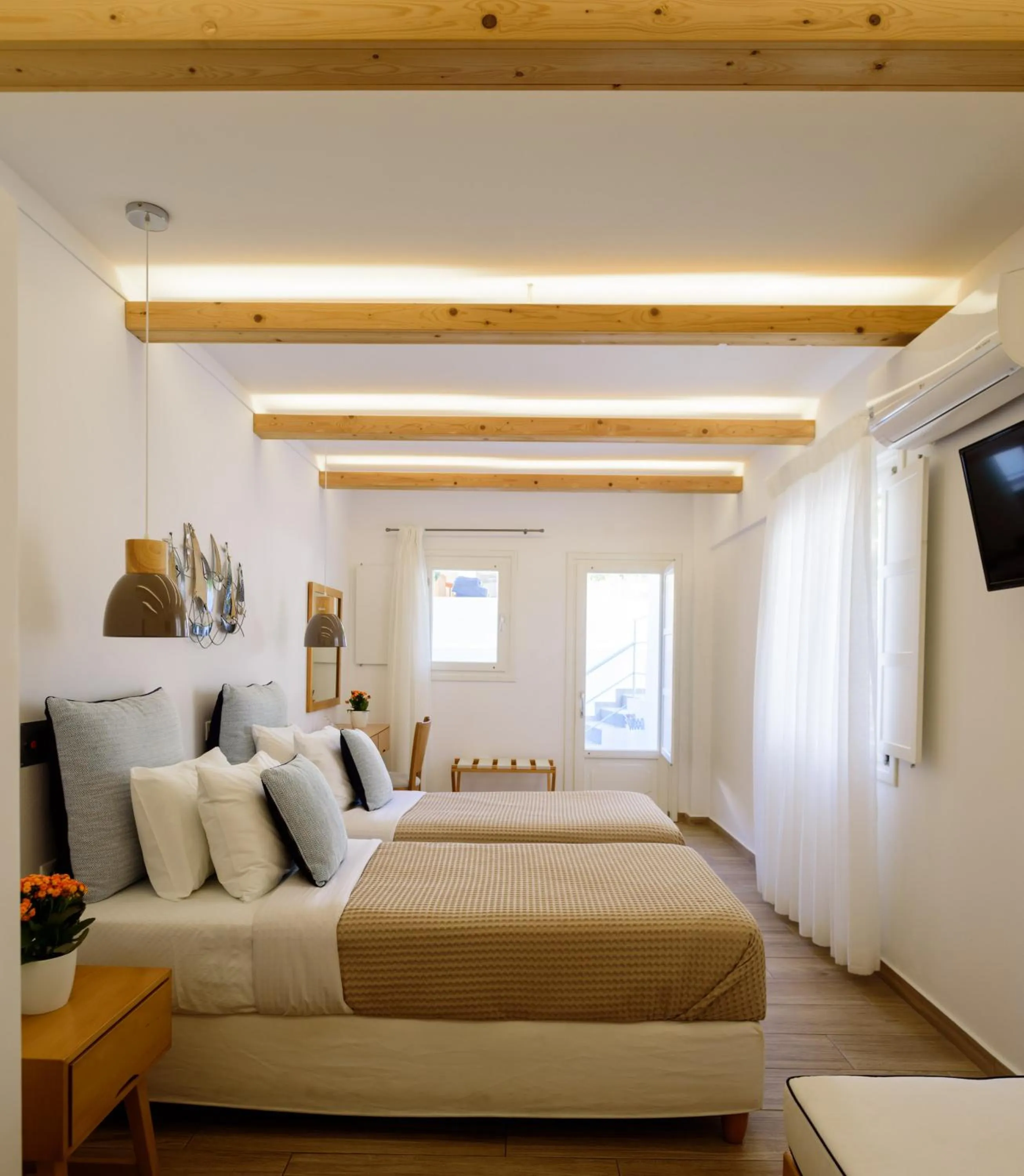 Bed in Karidis Hotel