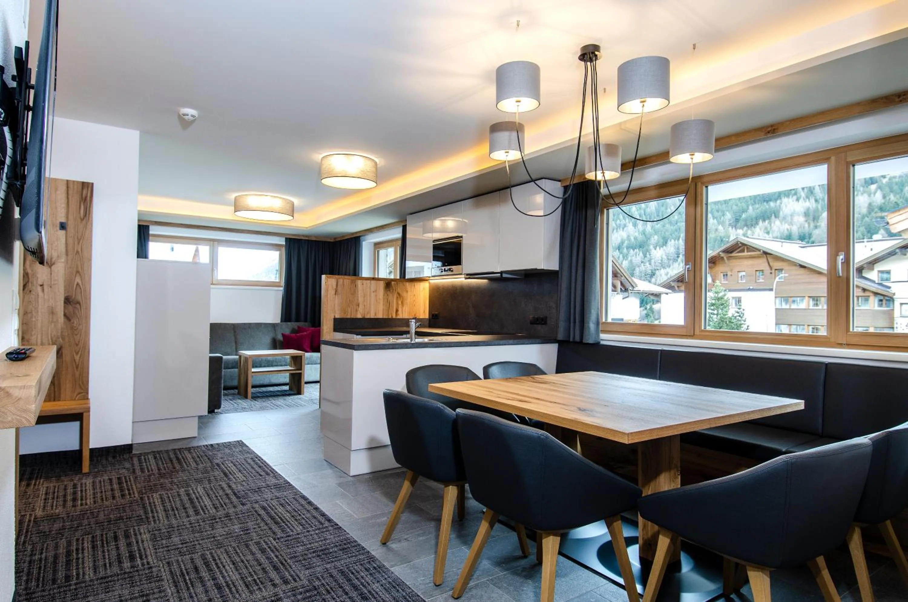 Chalet M