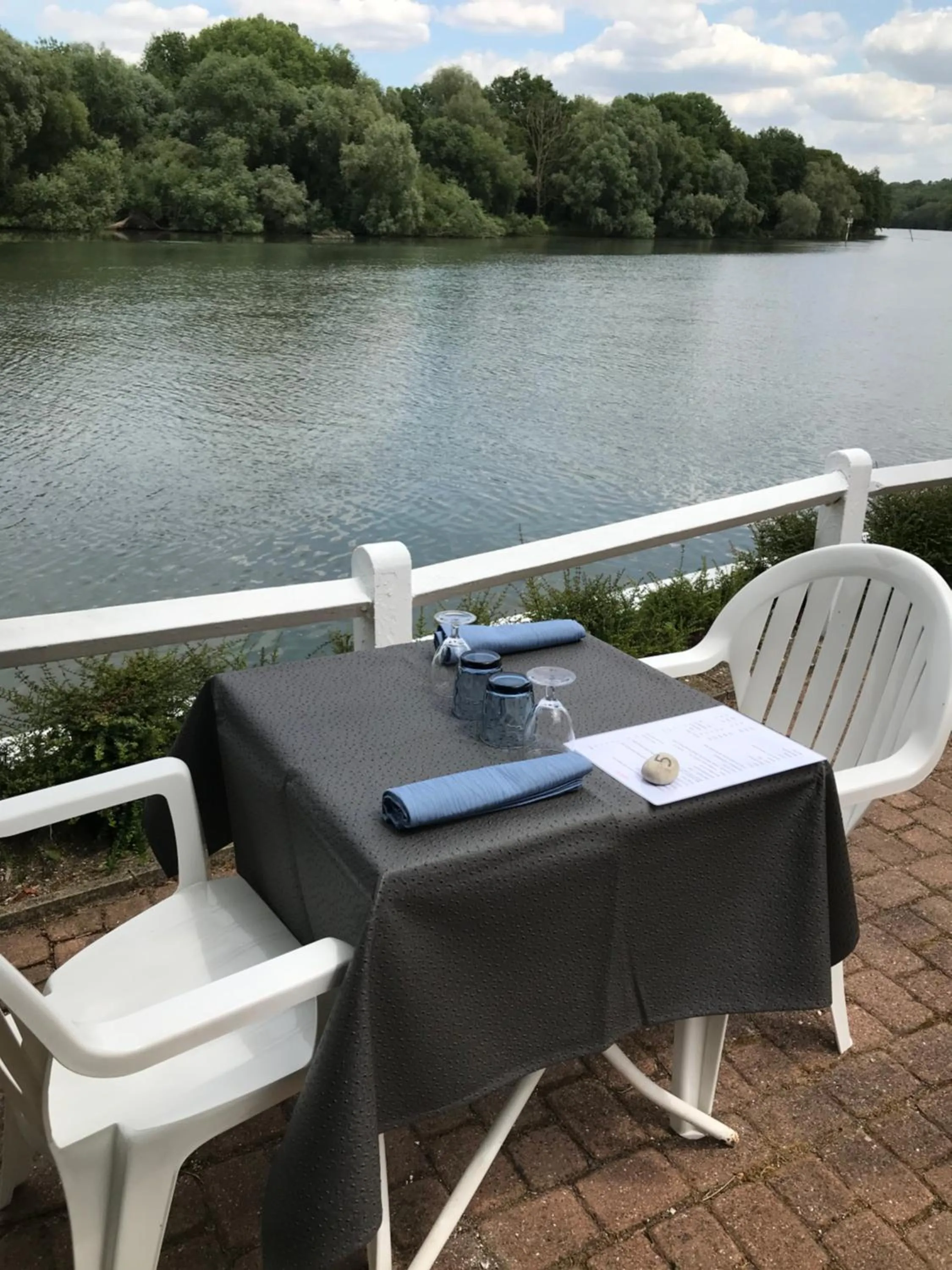 Balcony/Terrace in Hostellerie de Pavillon Saint-Hubert