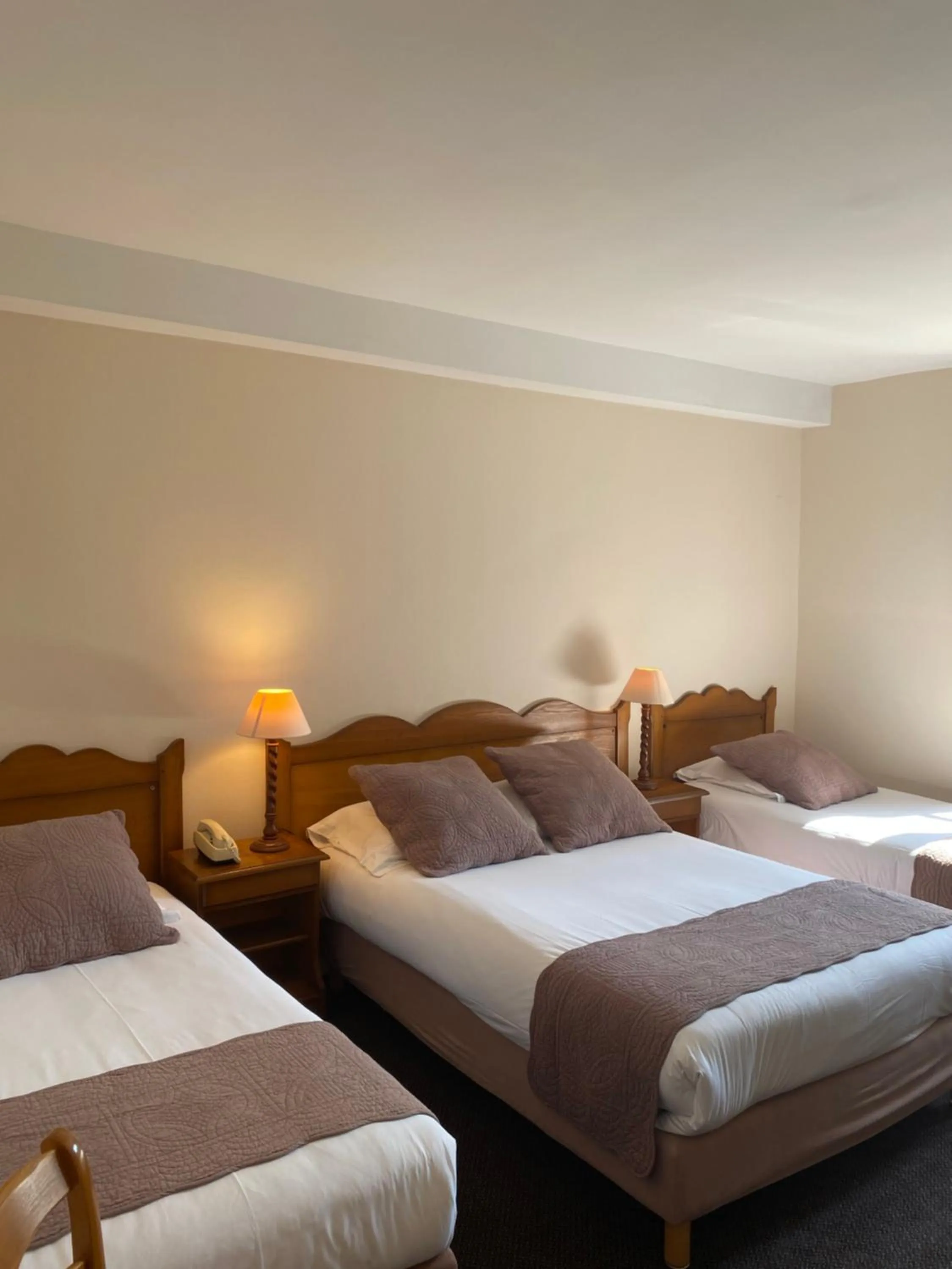 Bedroom, Bed in Hostellerie de Pavillon Saint-Hubert