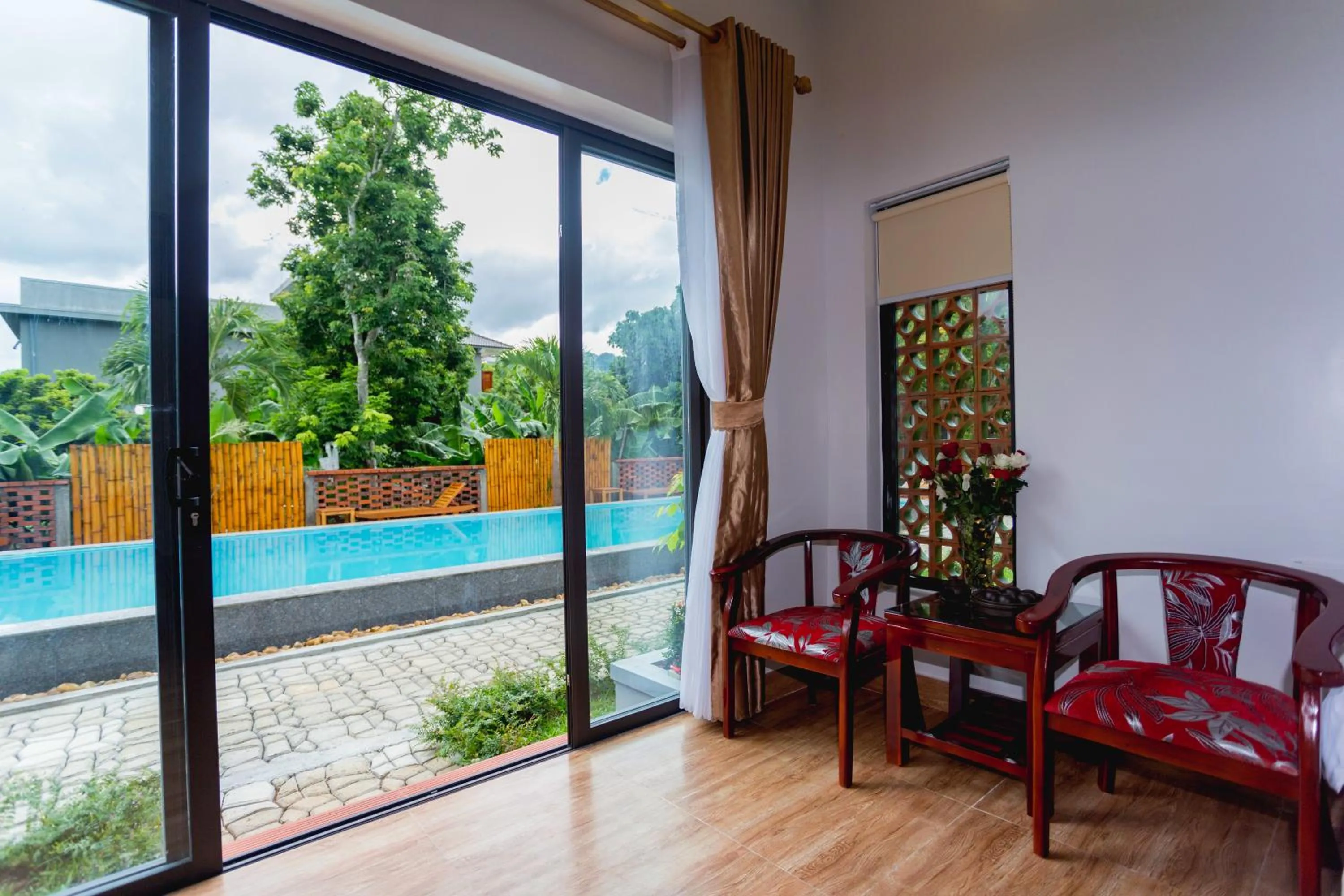 Bedroom in Commander Lodge