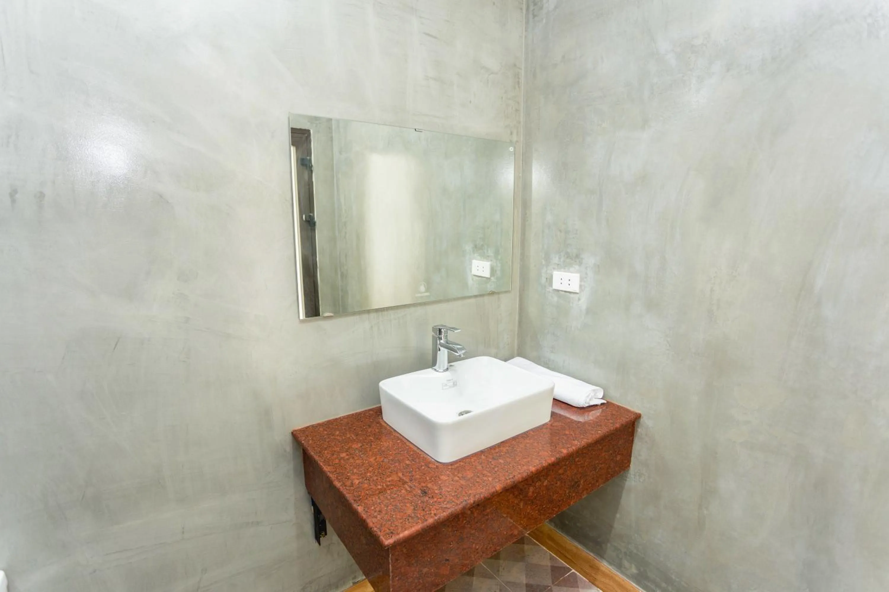 Bathroom in Commander Lodge