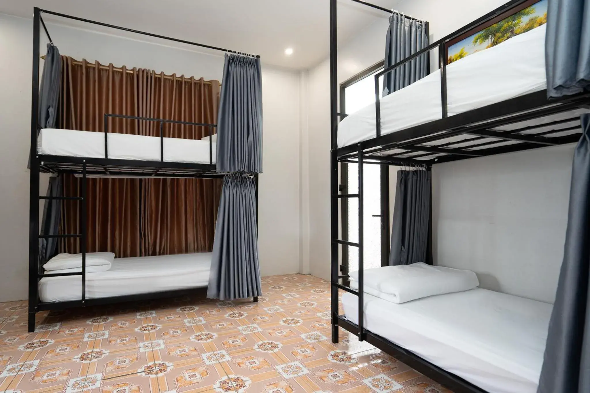 bunk bed, Bed in Commander Lodge bunk bed, Bed in Commander Lodge