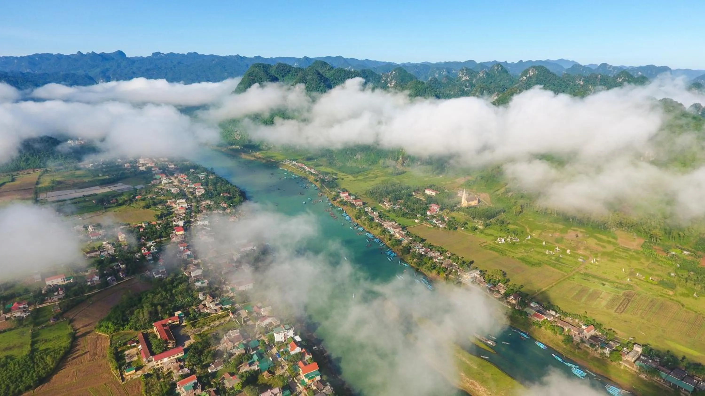 Nearby landmark in Commander Lodge