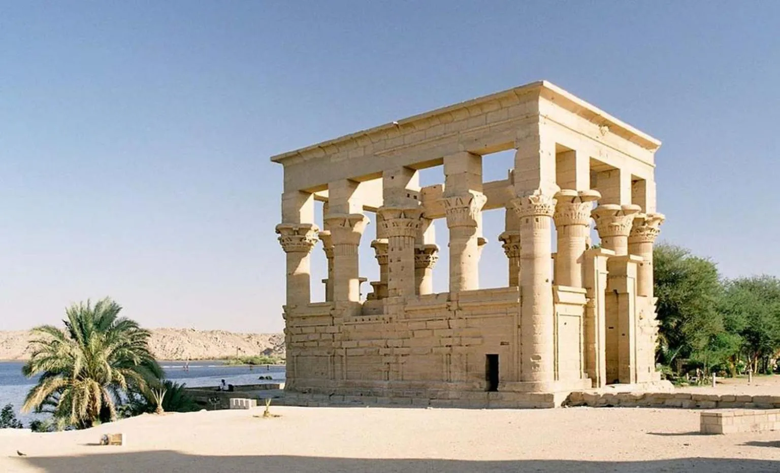 Nearby landmark in Nile Cruise King Tut