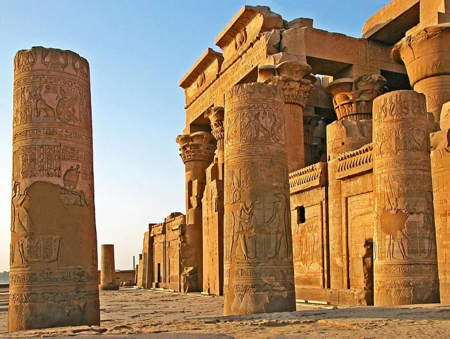 Nearby landmark in Nile Cruise King Tut