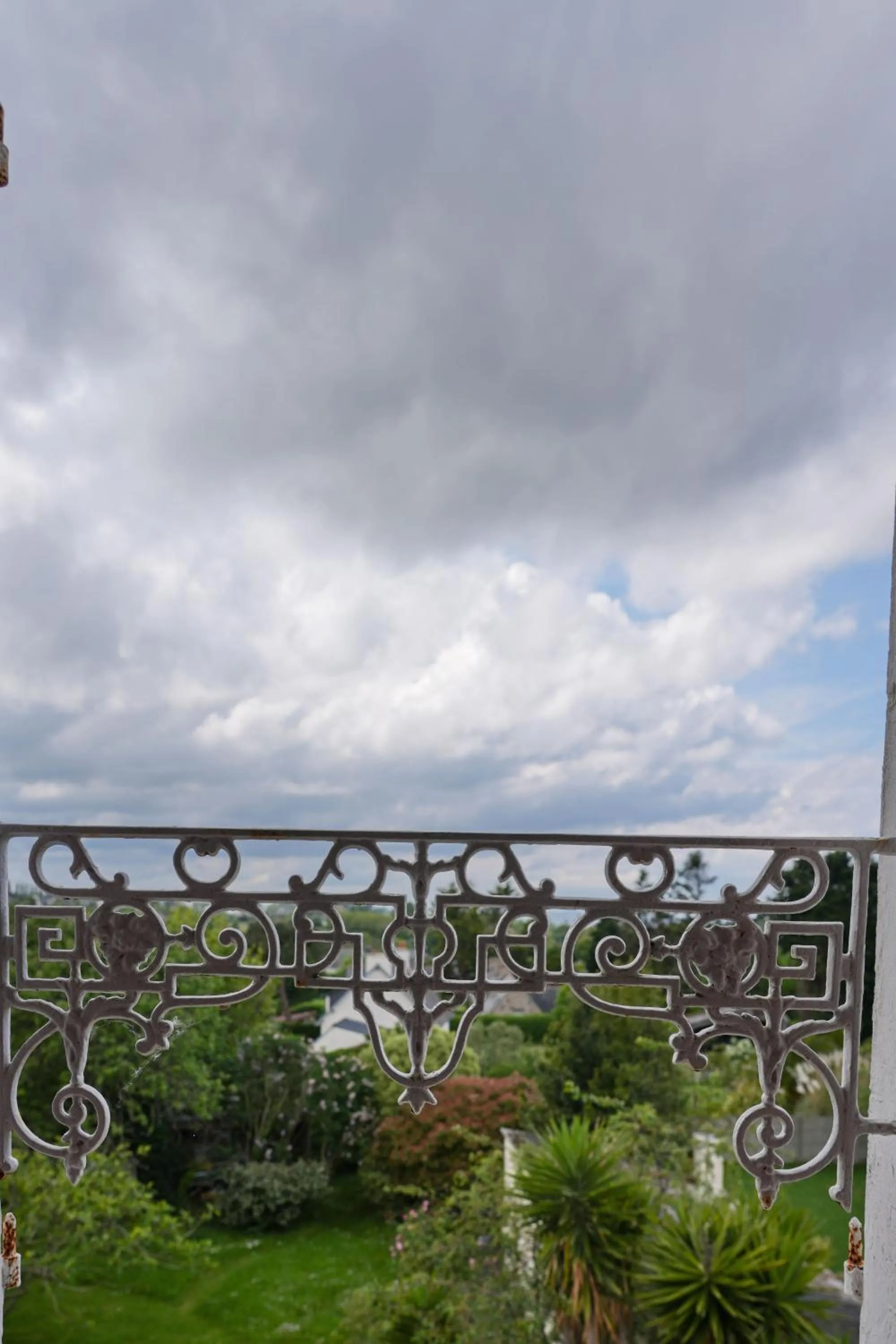 Garden in Les Hortensias GR 34 - Chambres d'Hôtes