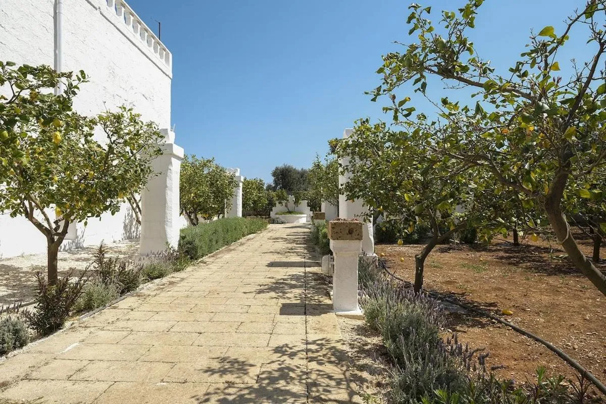Garden in Masseria Mammella