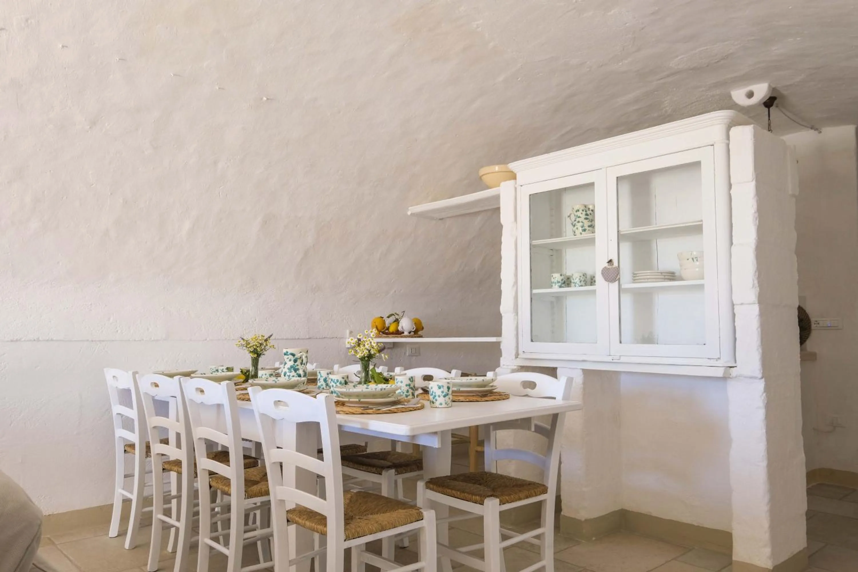 Dining area in Masseria Mammella