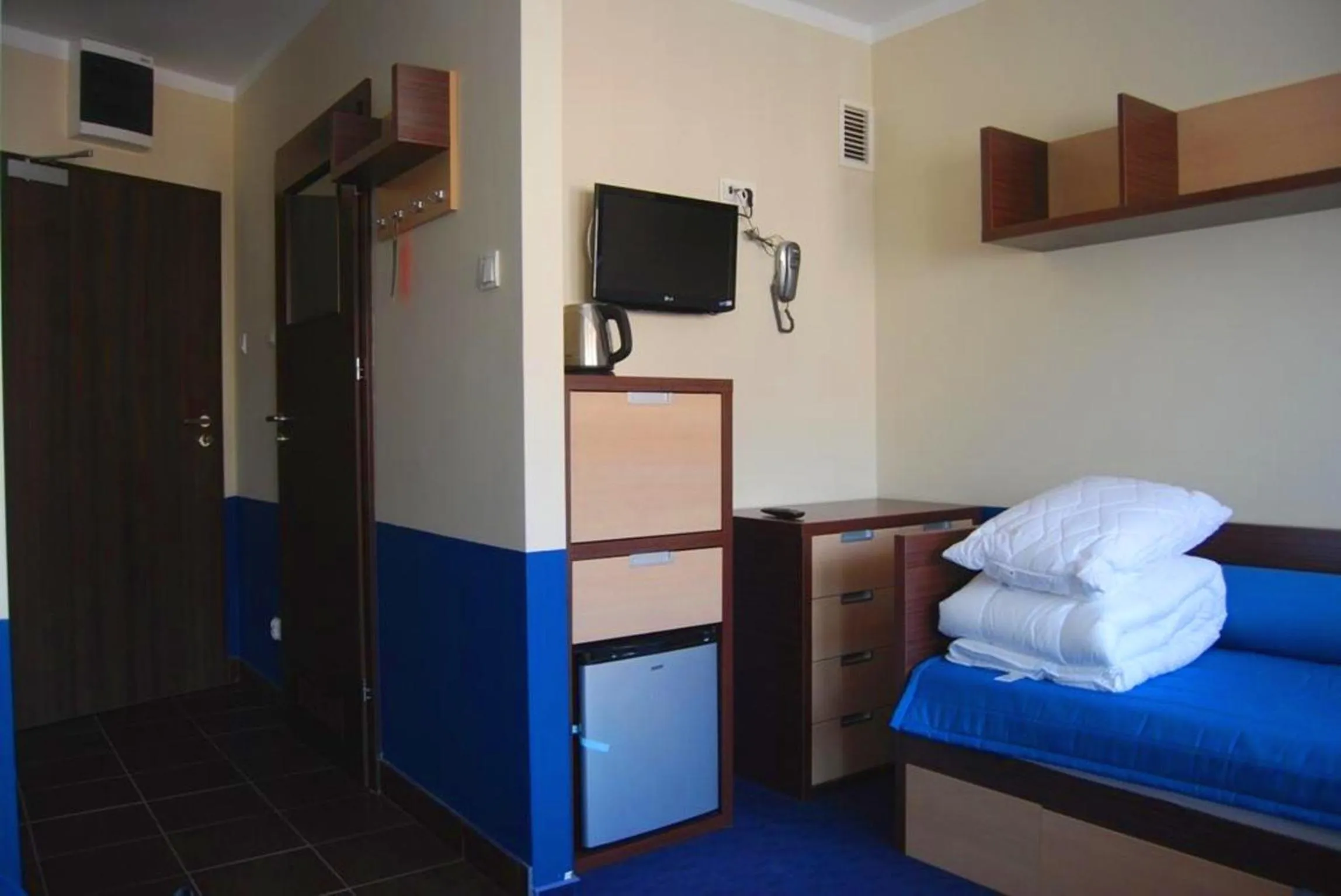 Photo of the whole room in Dom Studencki Zaułek