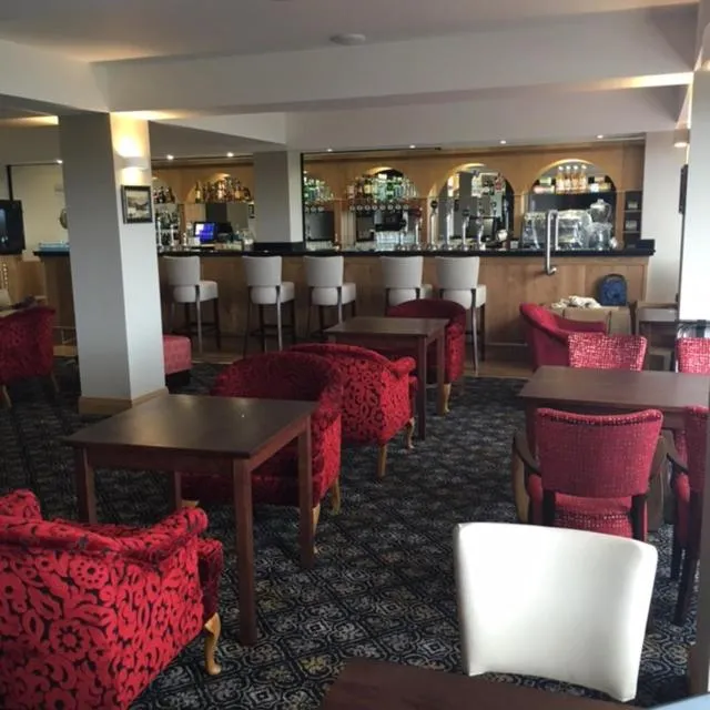 Restaurant/places to eat in Shandon Hotel & Spa